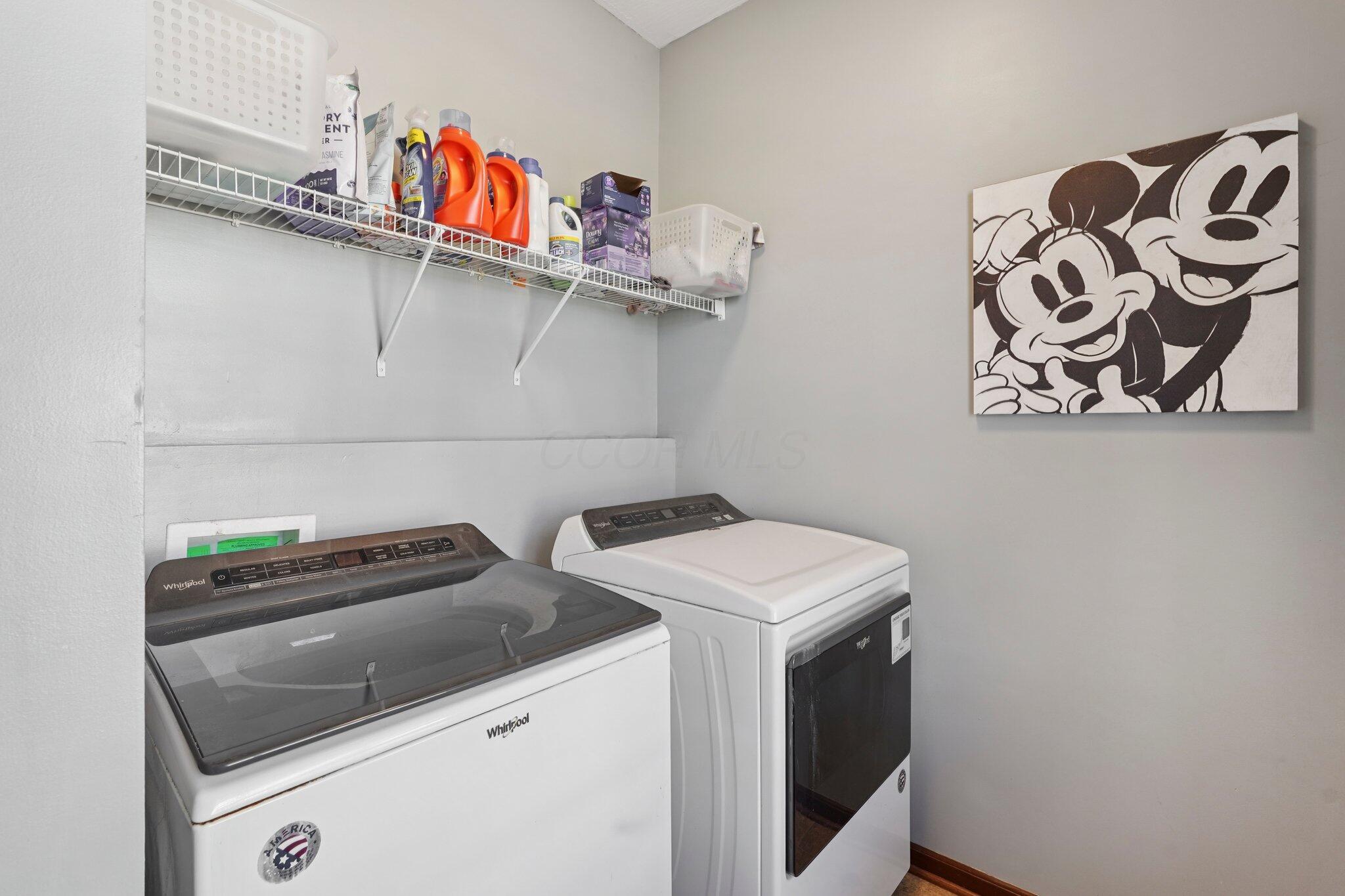 101 Stirling Way Property Photo 26
