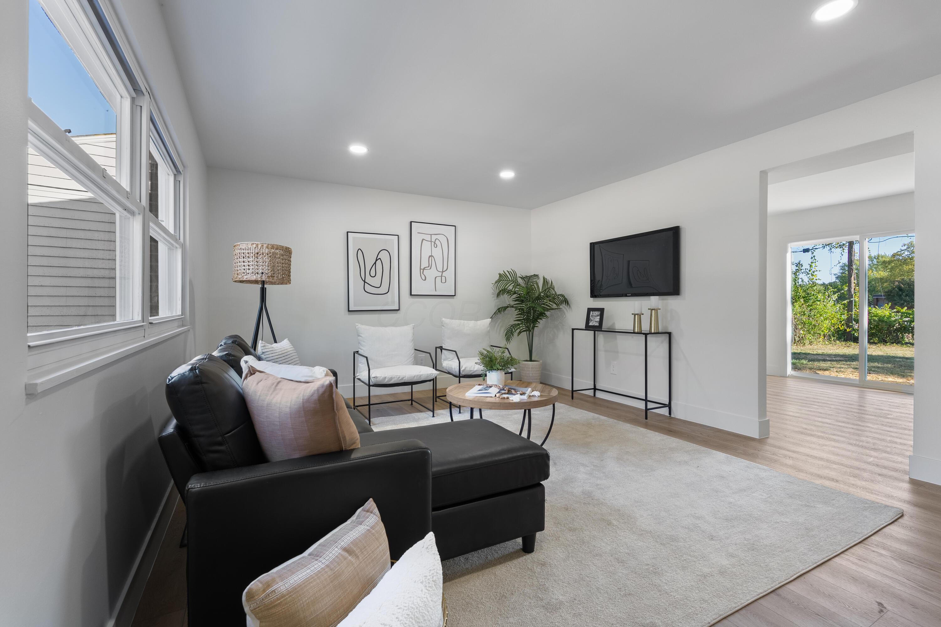 5579 Norcross Road Property Photo 5