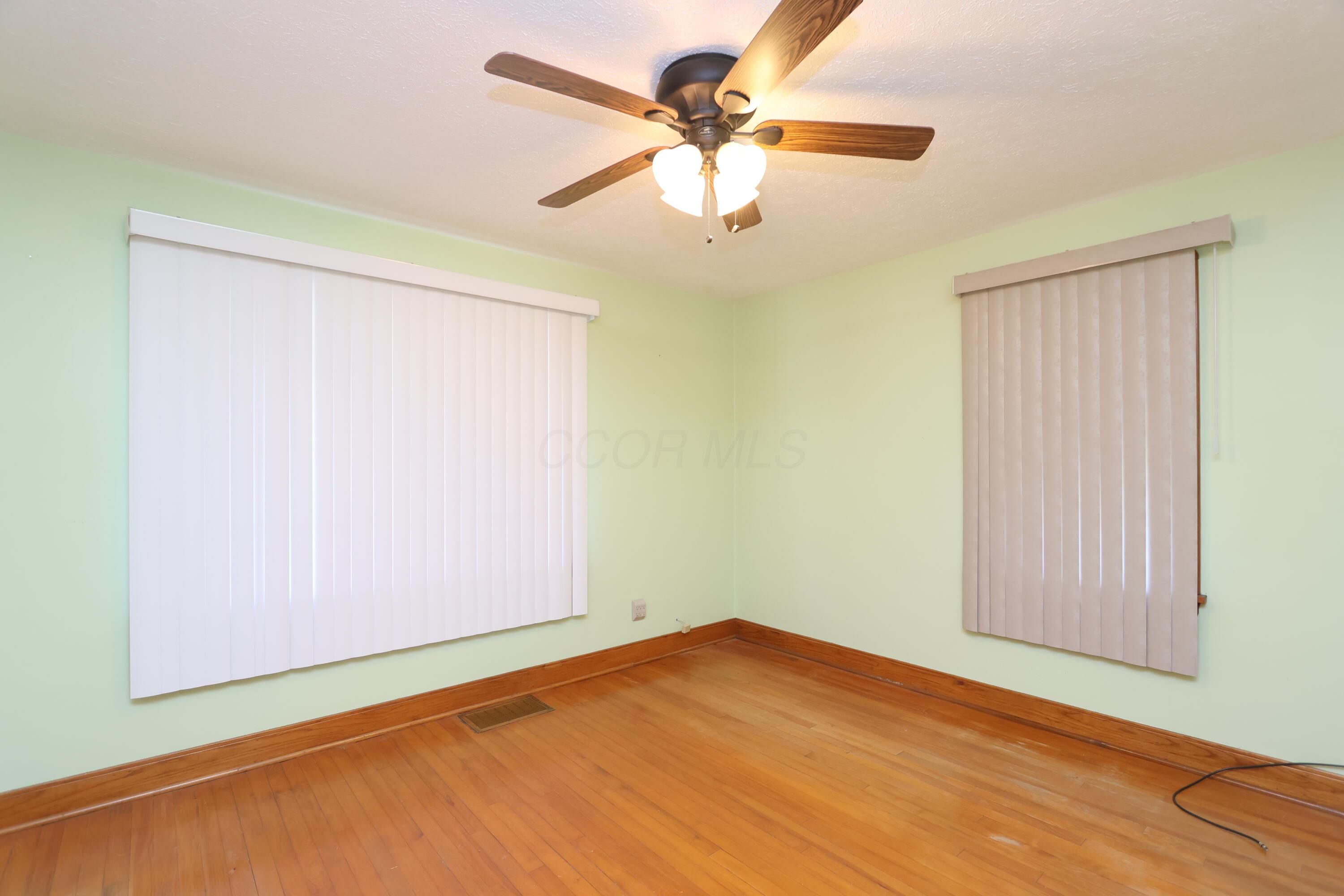 903 Mayflower Avenue Property Photo 10