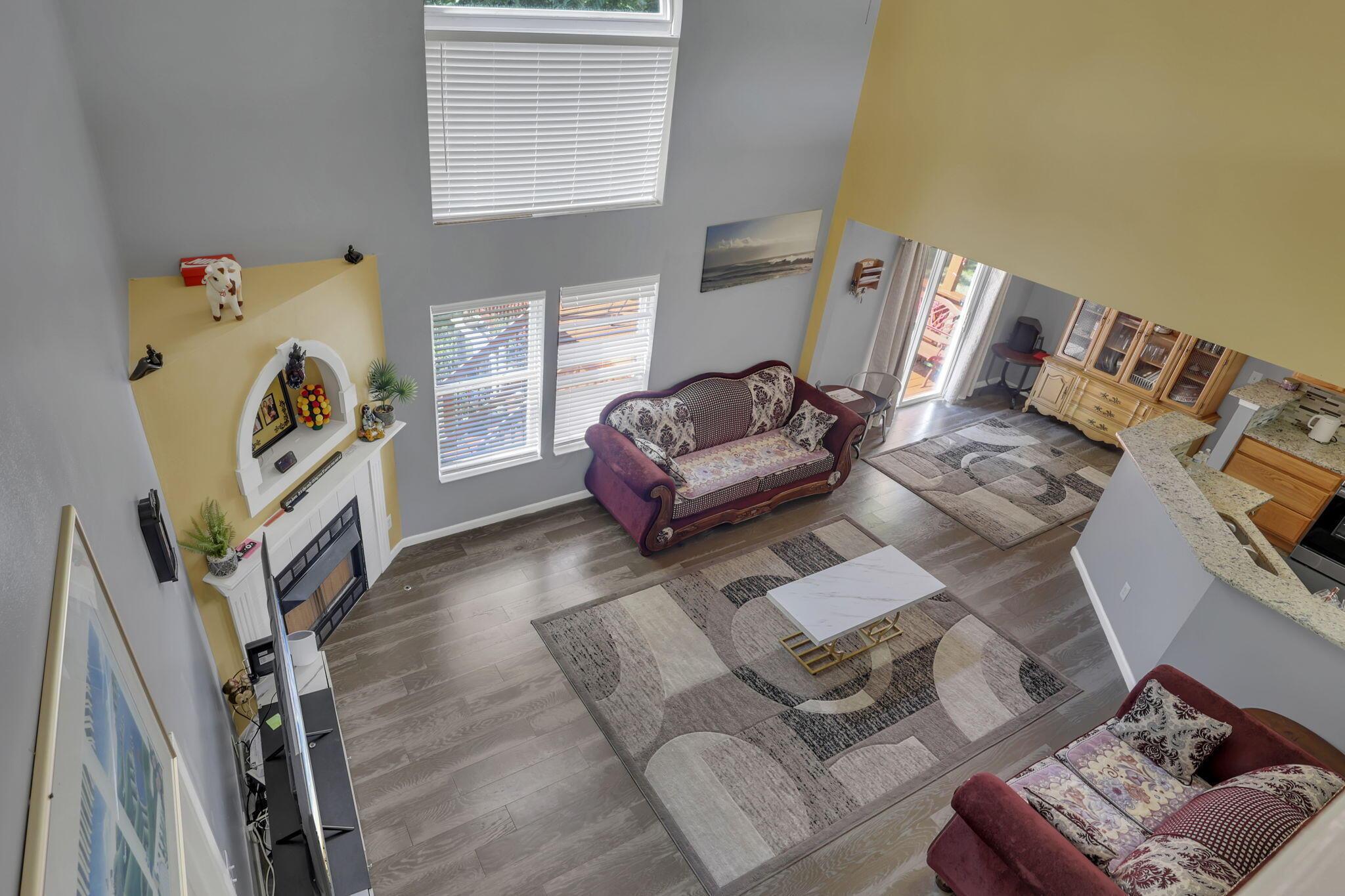 87 Knights Bridge Drive W Property Photo 11