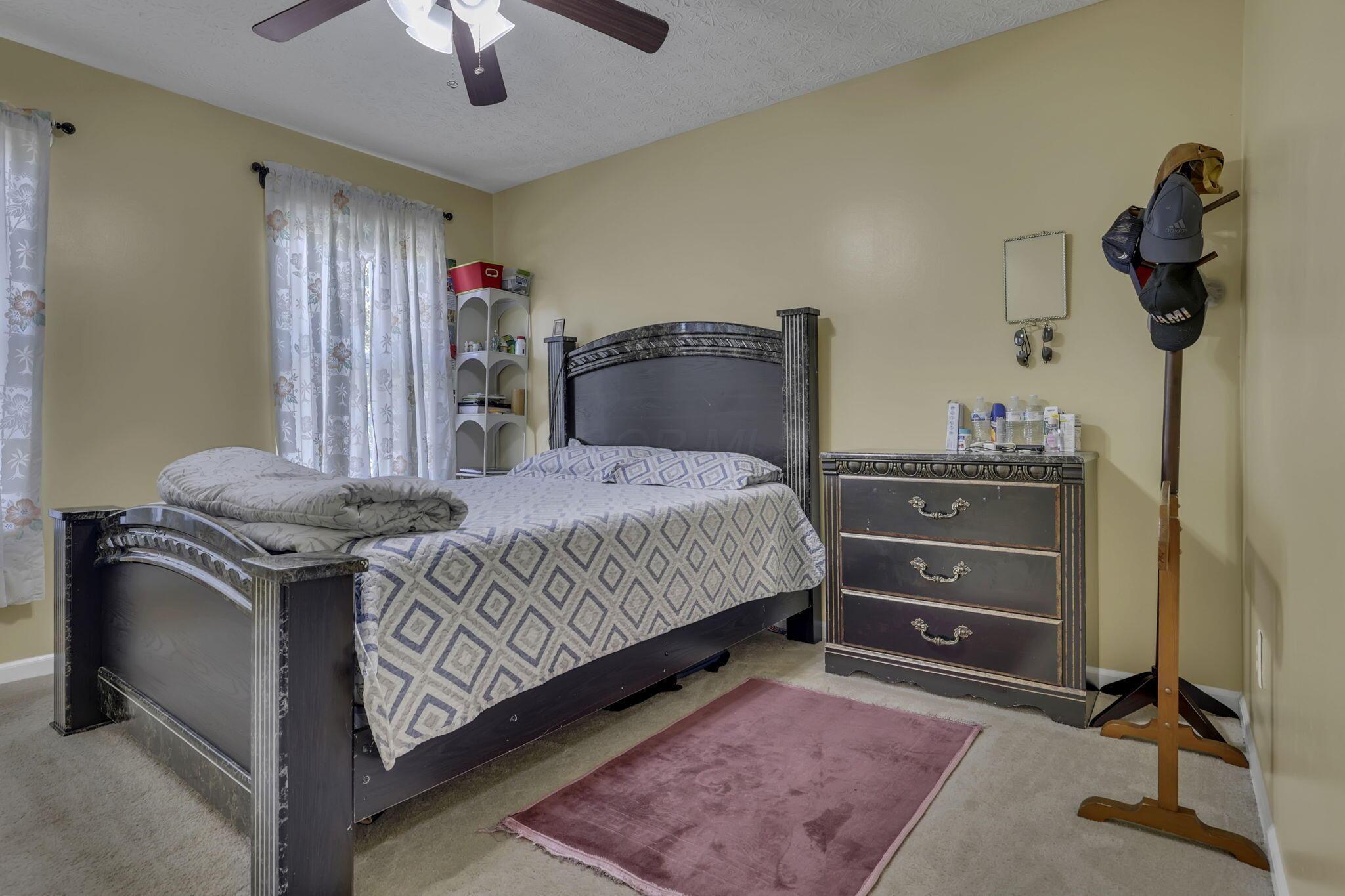 87 Knights Bridge Drive W Property Photo 36