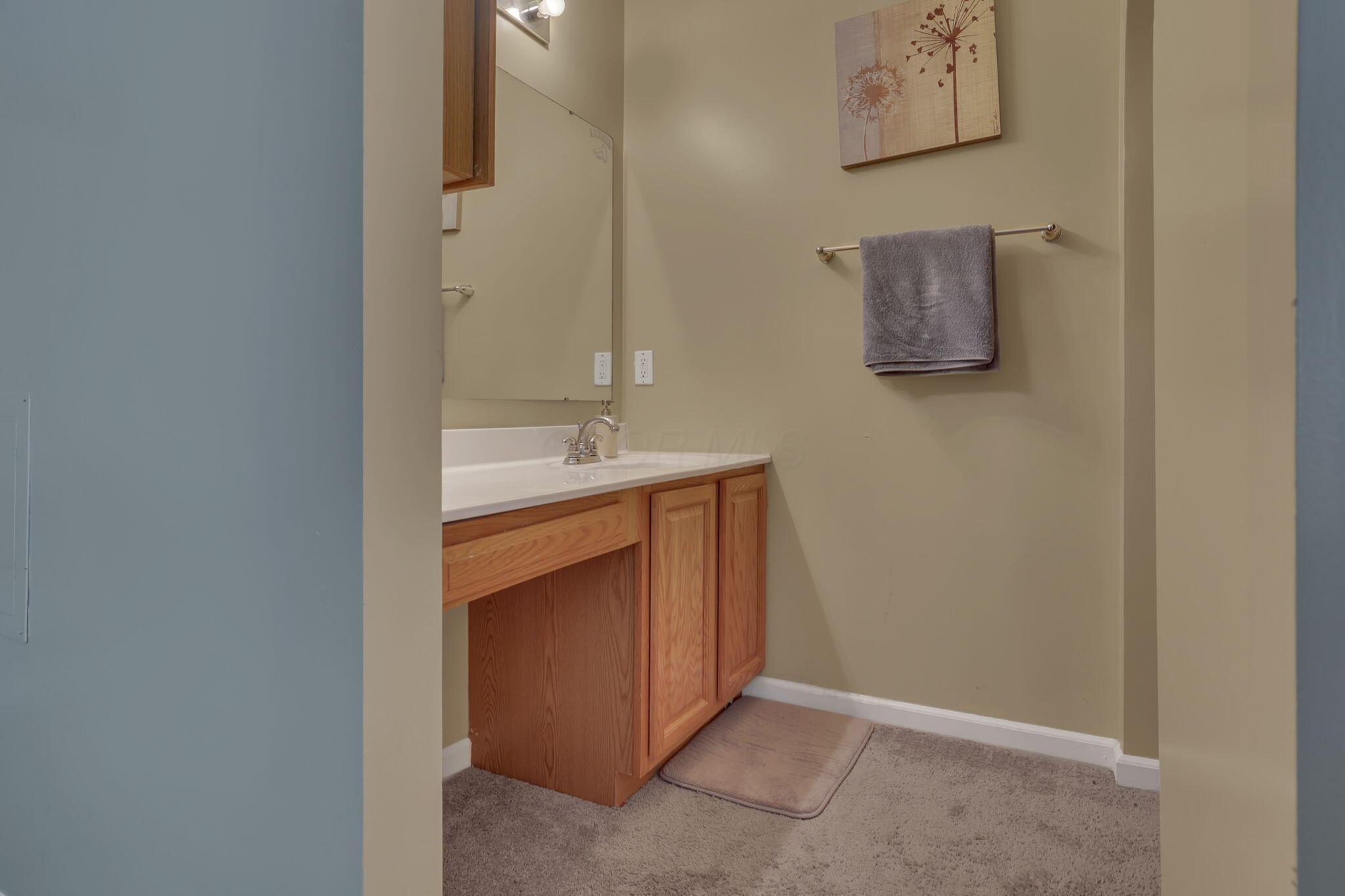 87 Knights Bridge Drive W Property Photo 40