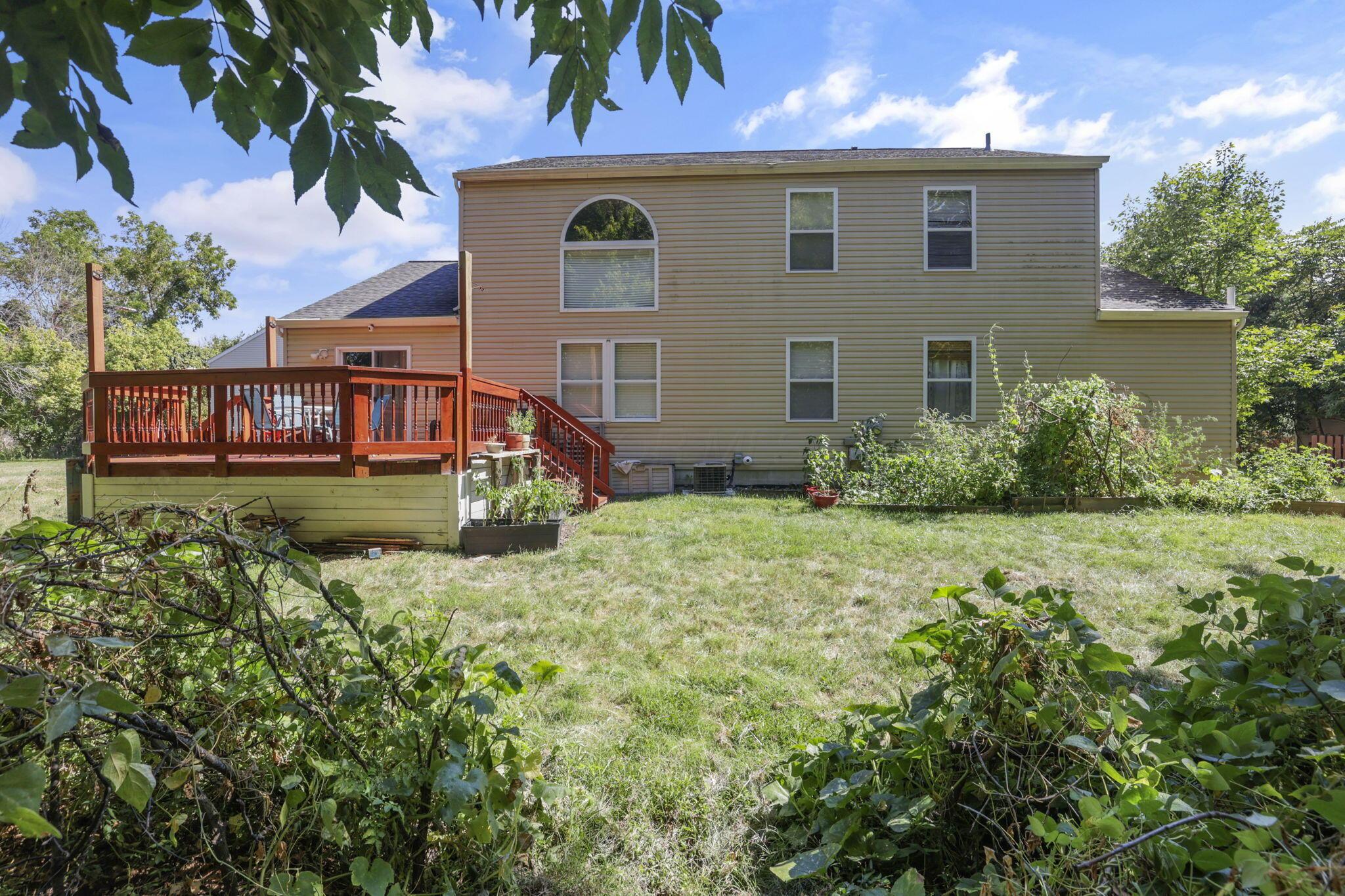 87 Knights Bridge Drive W Property Photo 51