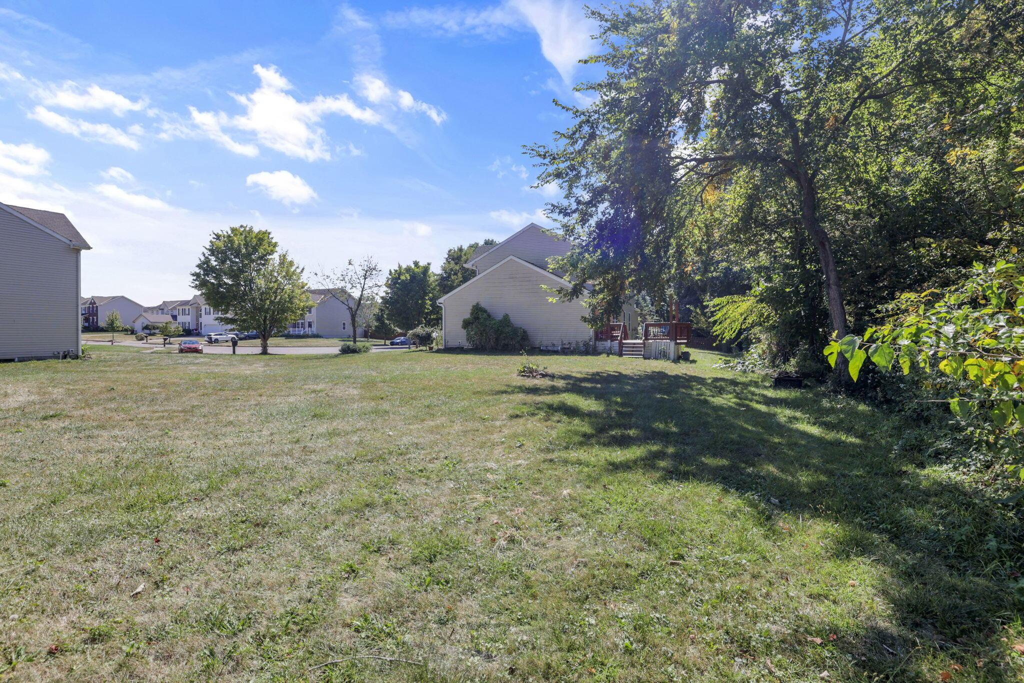 87 Knights Bridge Drive W Property Photo 53