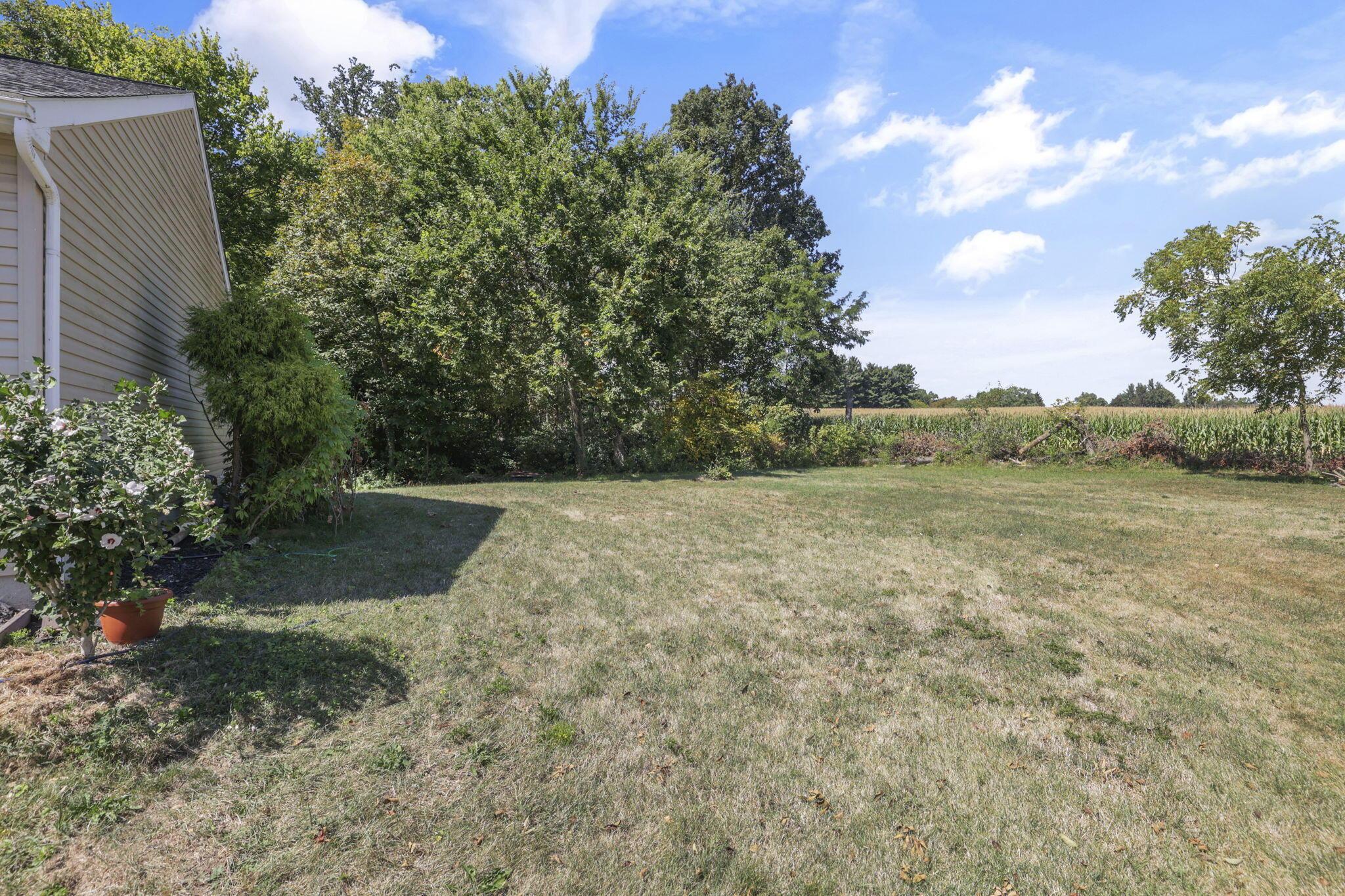 87 Knights Bridge Drive W Property Photo 54