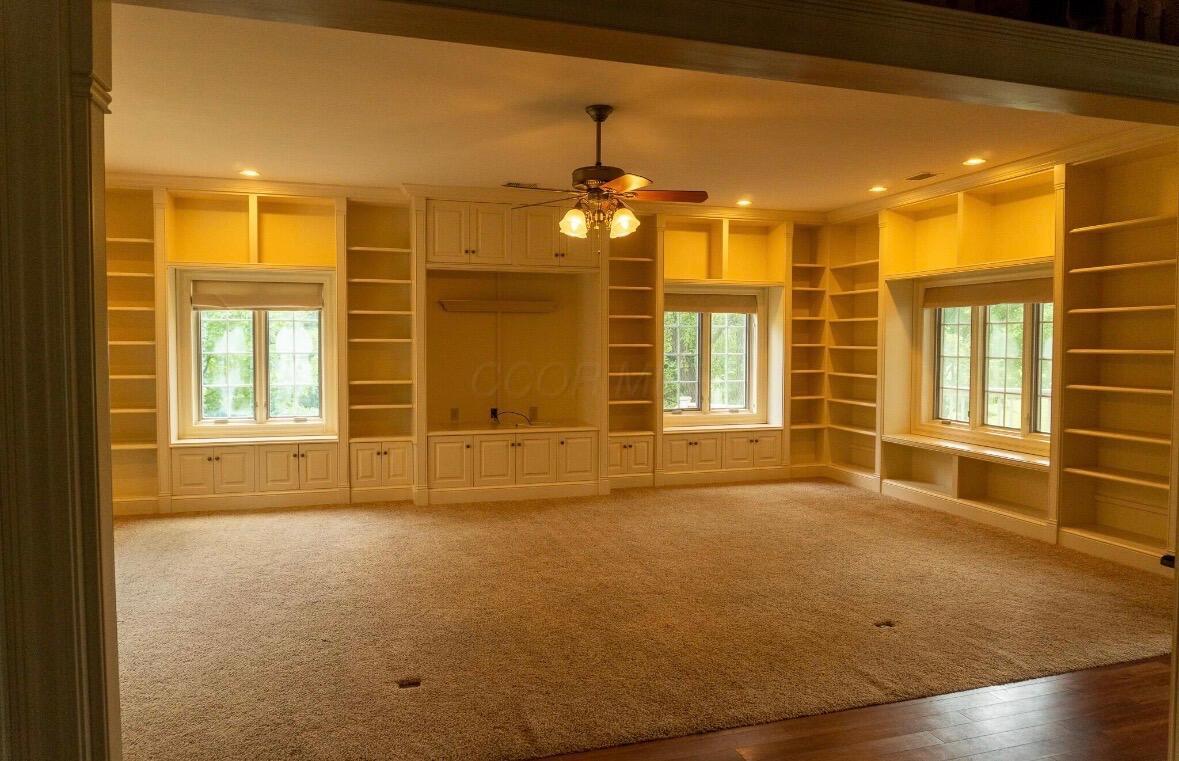1520 Hiner Road Property Photo 4