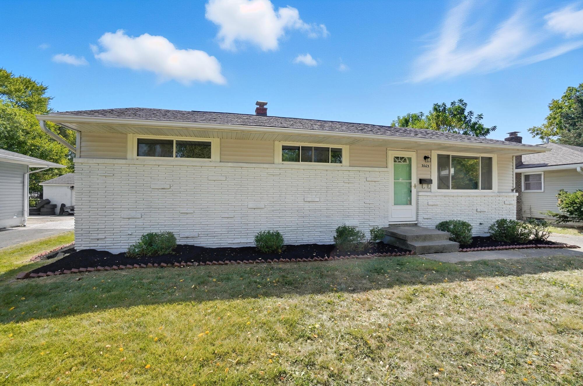 3563 Astor Avenue Property Photo 2