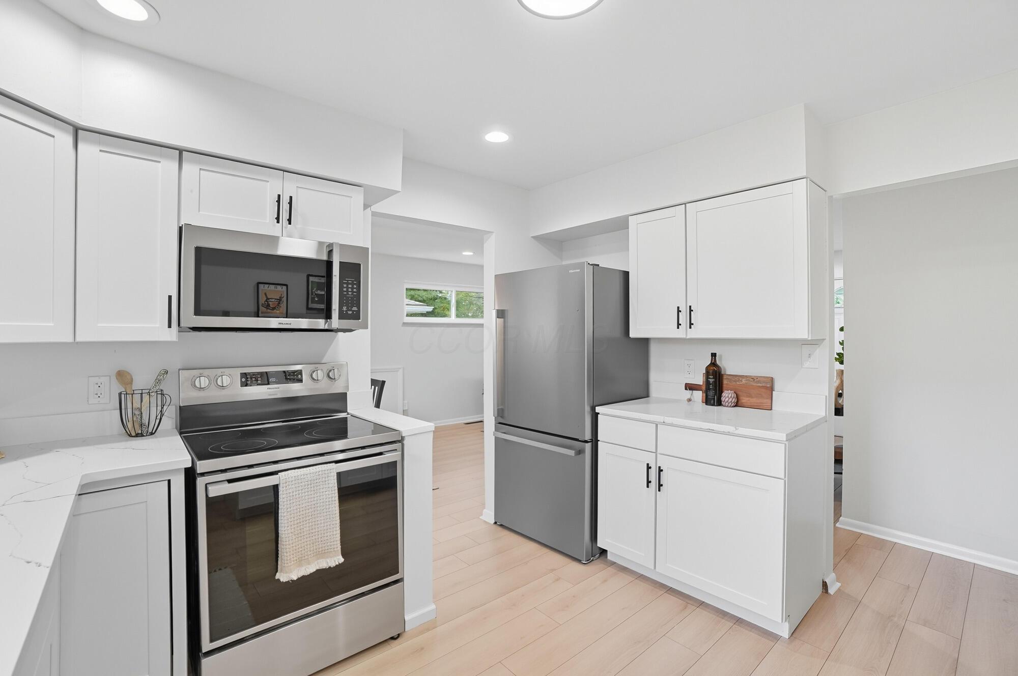 3563 Astor Avenue Property Photo 9