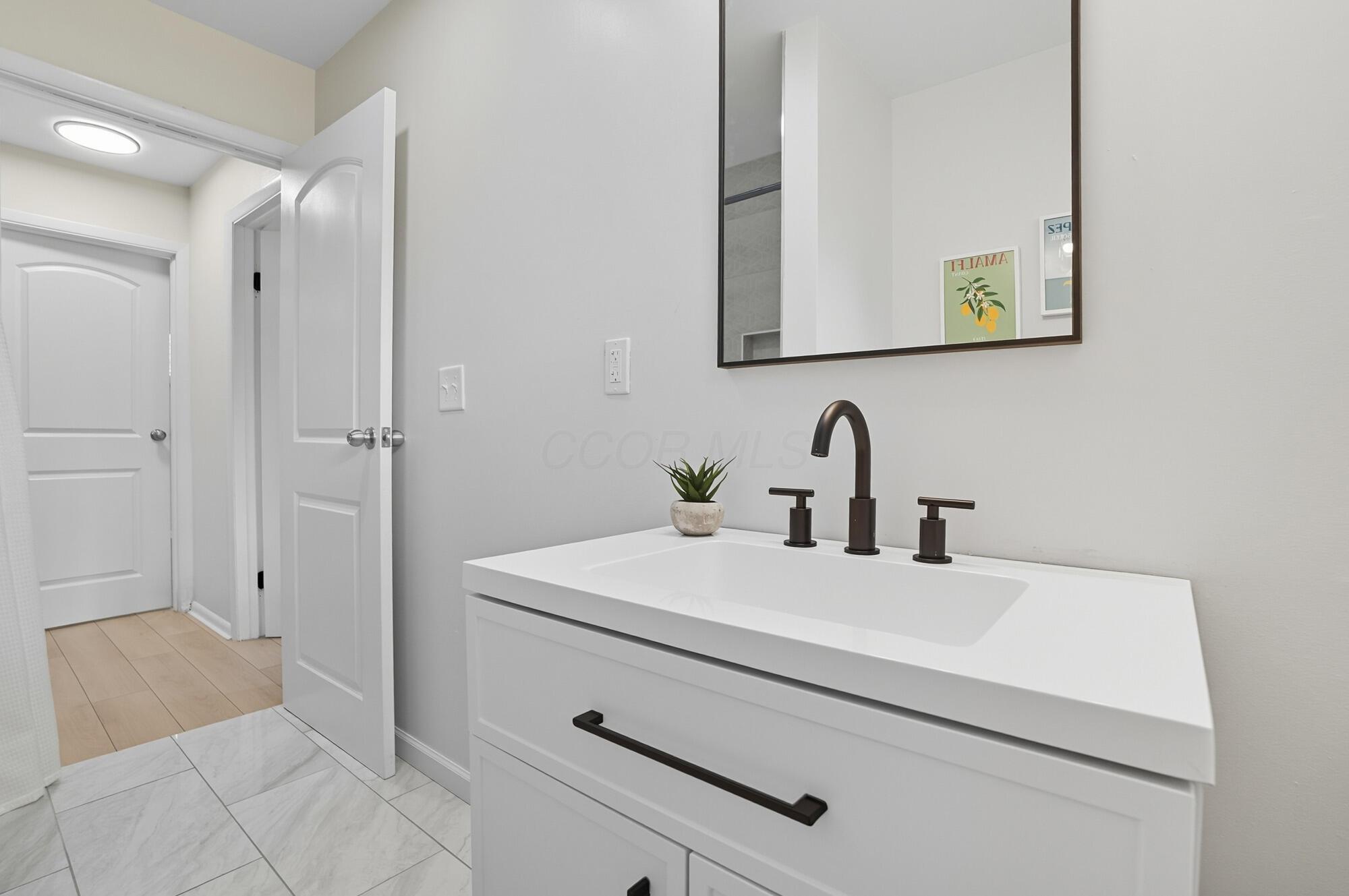 3563 Astor Avenue Property Photo 18