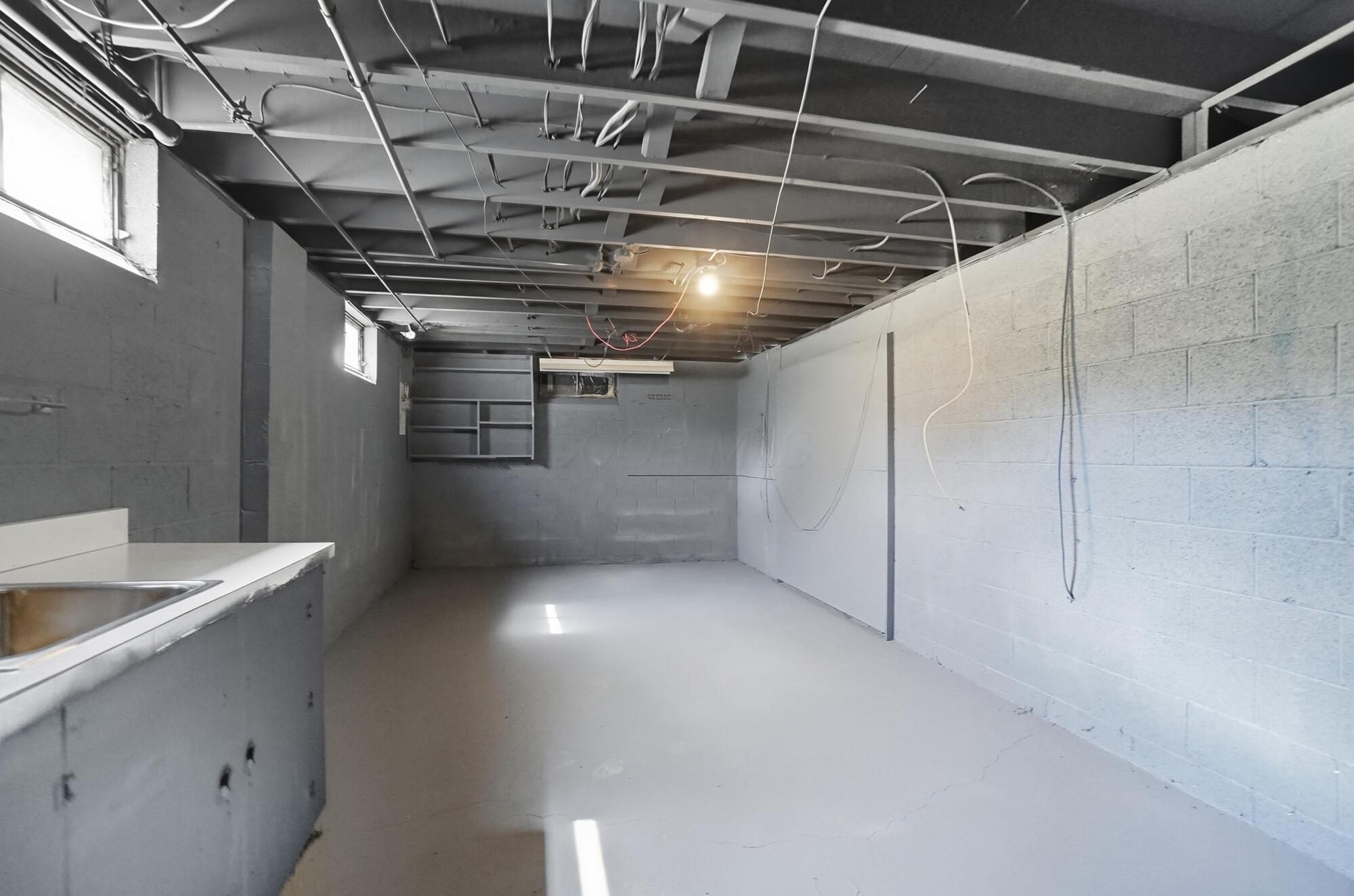 3563 Astor Avenue Property Photo 28