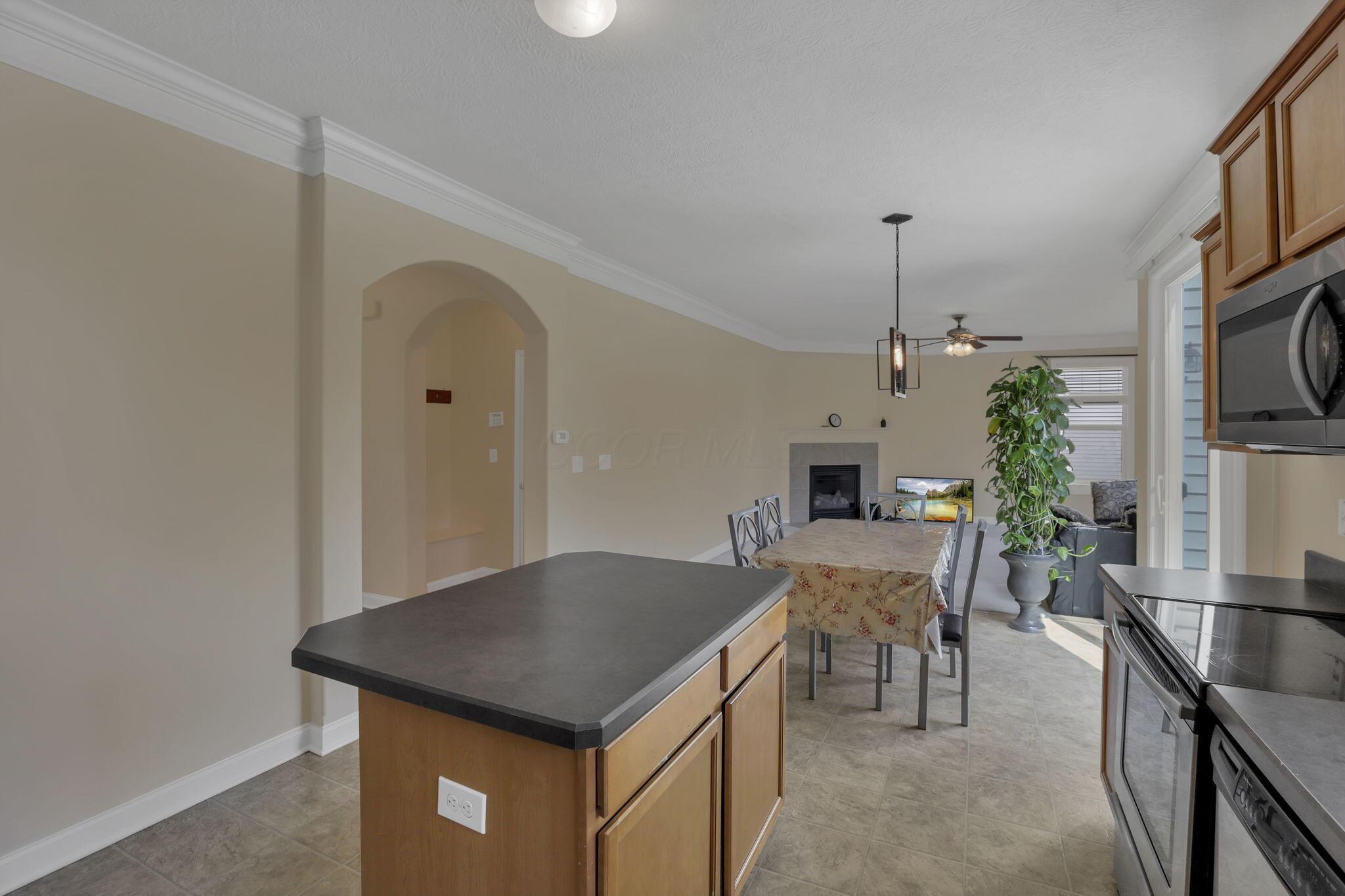 920 Fresno Street Property Photo 14