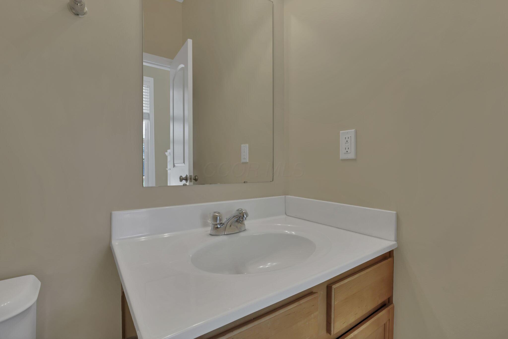 920 Fresno Street Property Photo 25