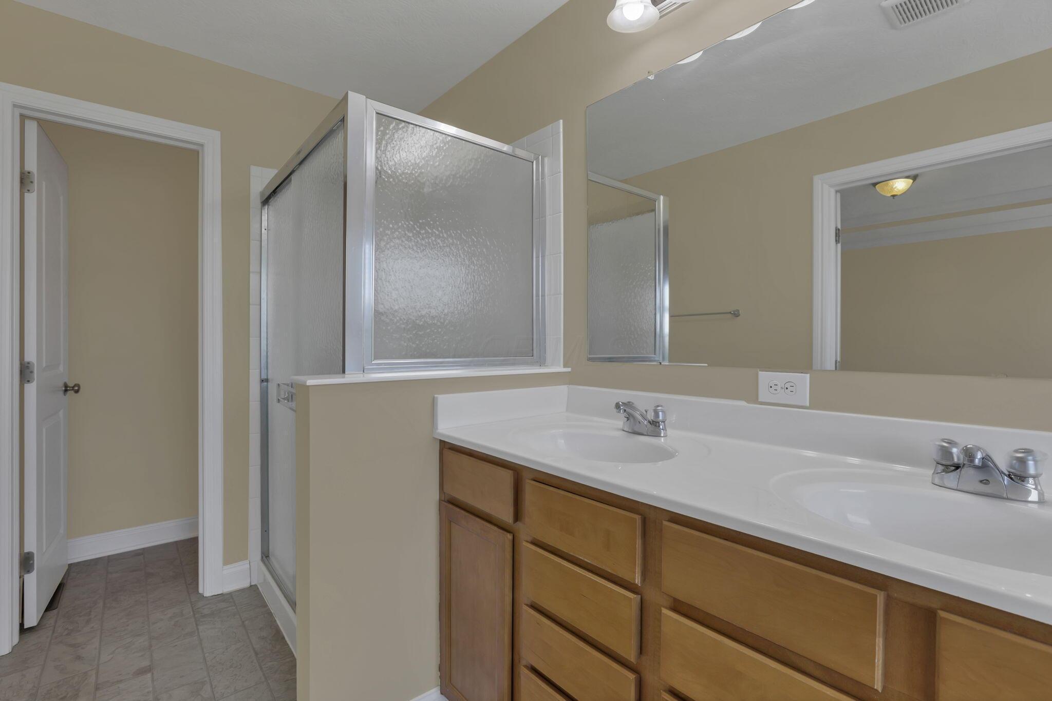 920 Fresno Street Property Photo 35