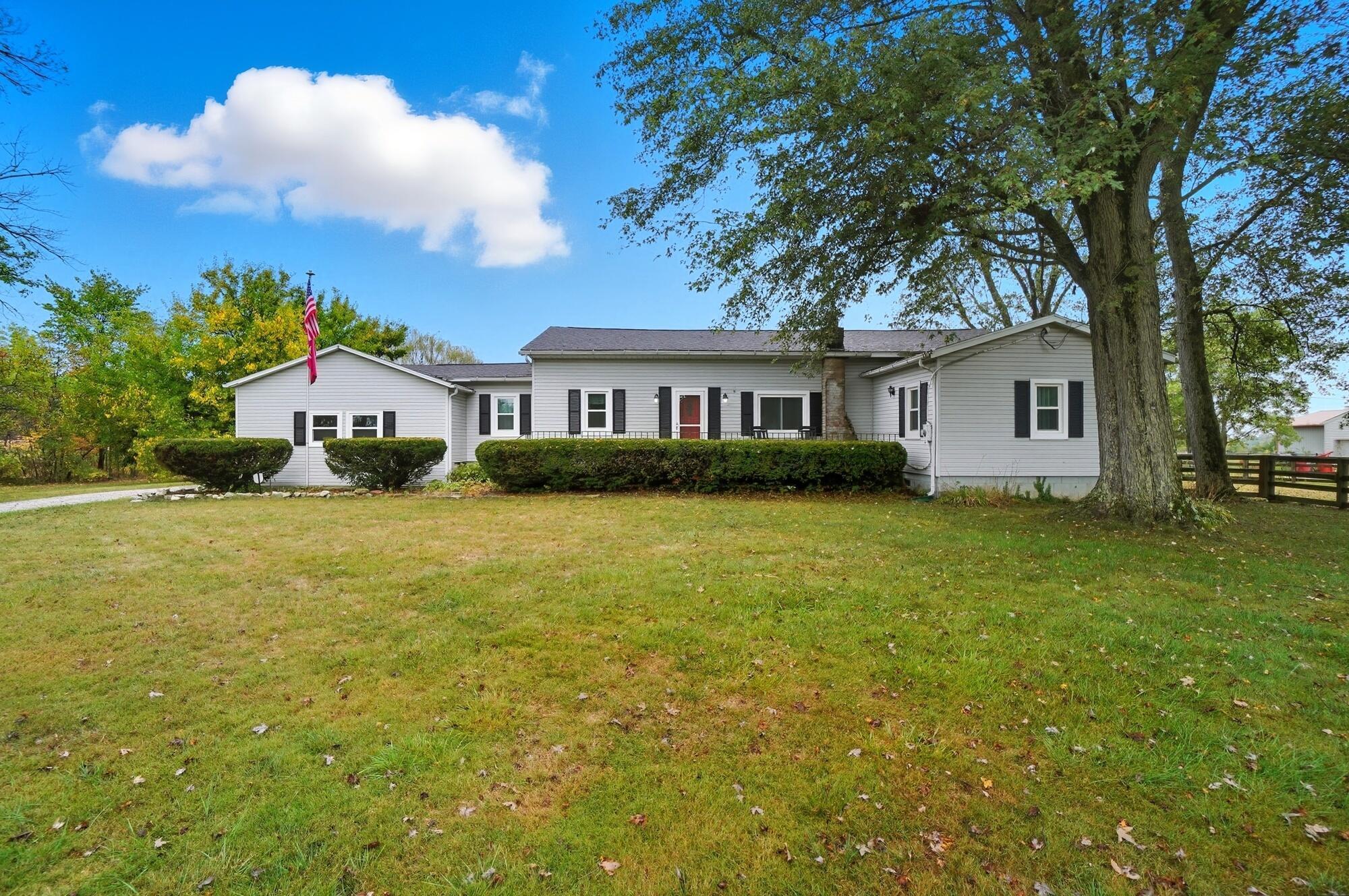 1587 Somerlot Hoffman Road W Property Photo 1