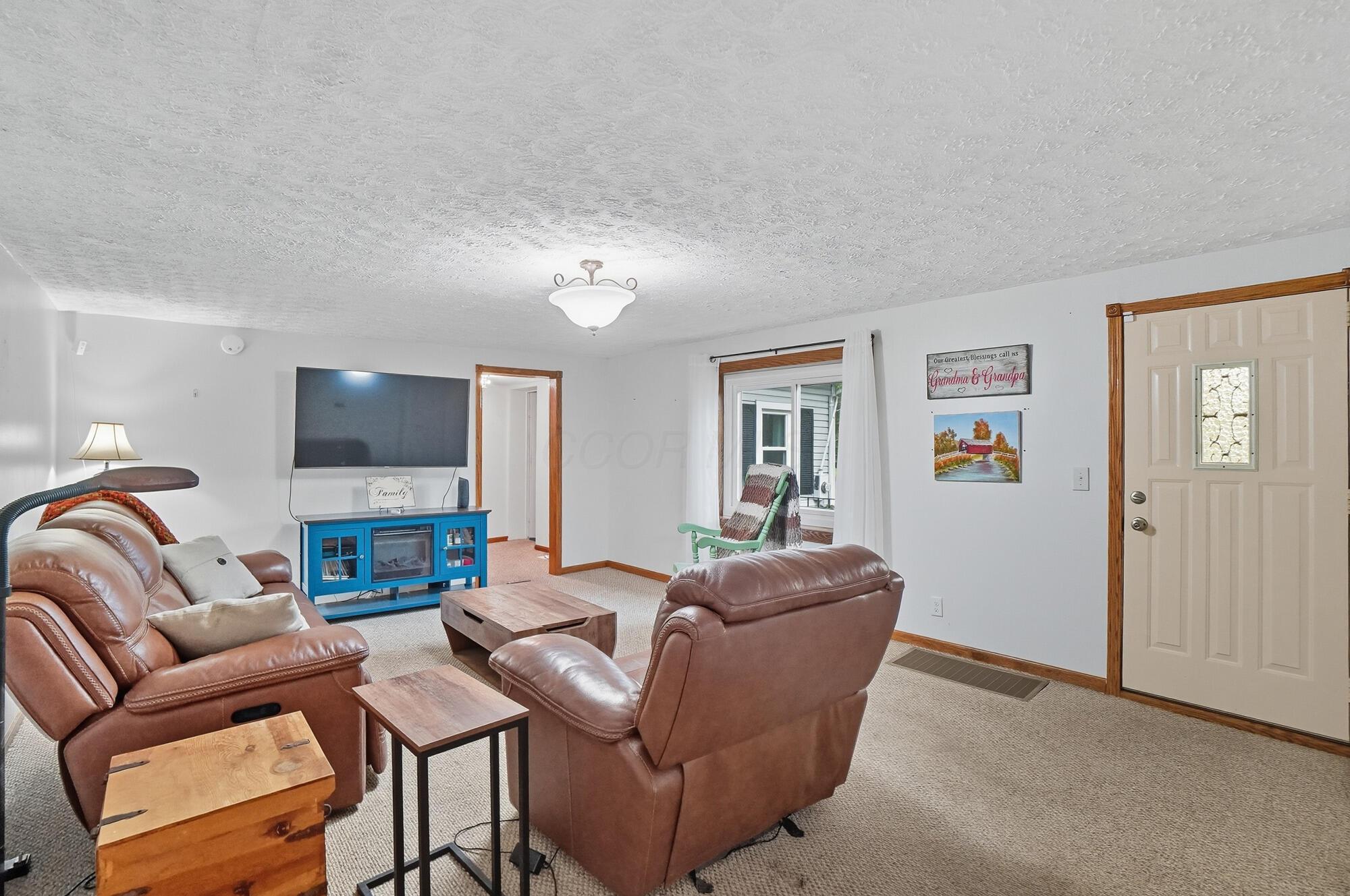 1587 Somerlot Hoffman Road W Property Photo 6