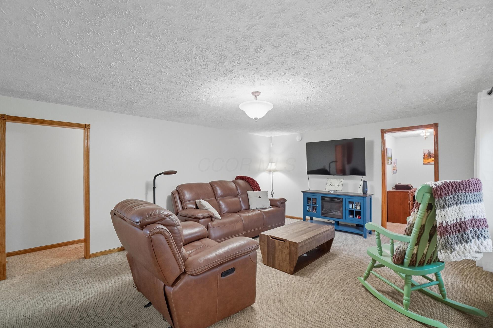 1587 Somerlot Hoffman Road W Property Photo 9