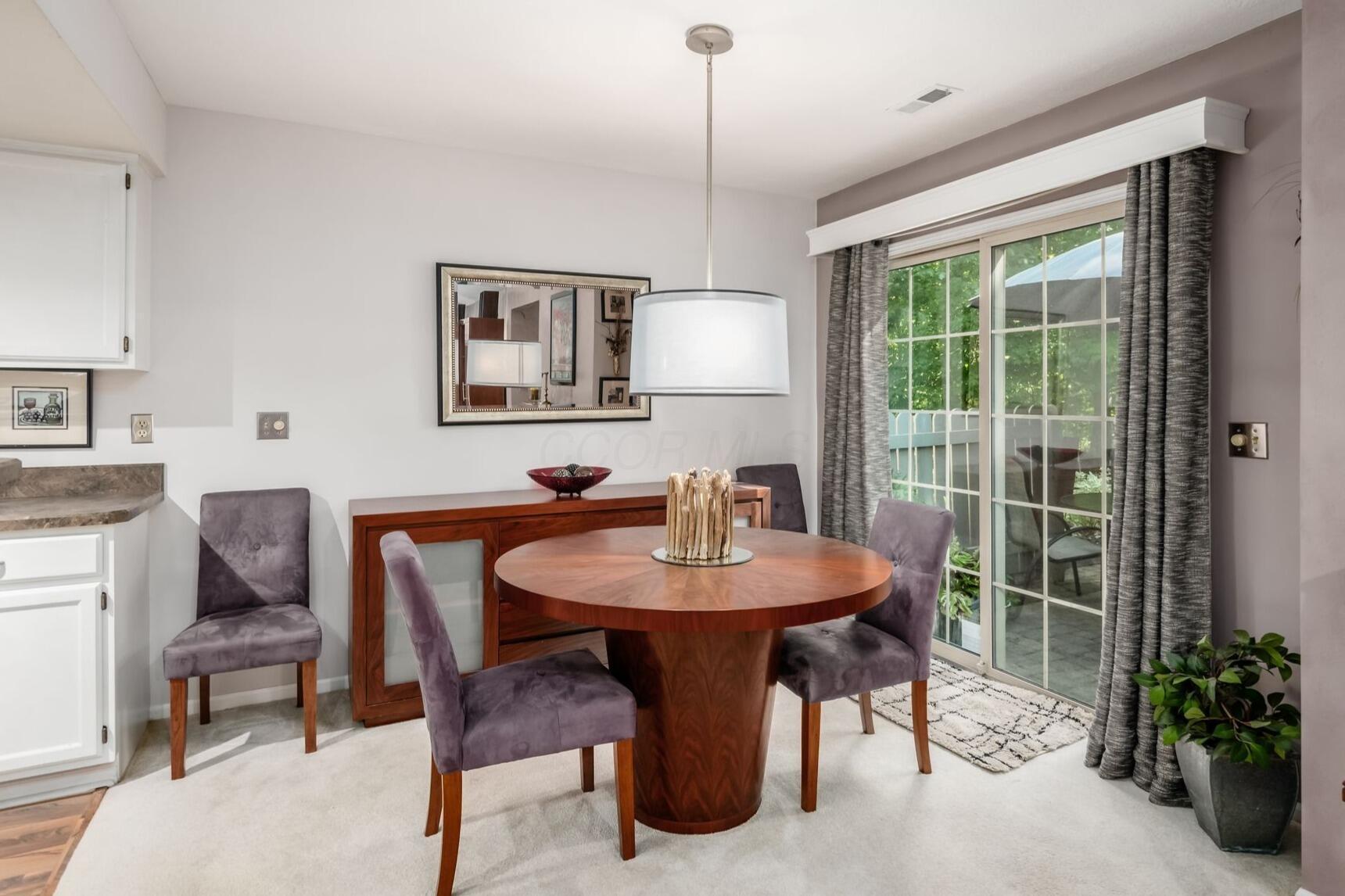 423 Hidden Ravines Drive Property Photo 8