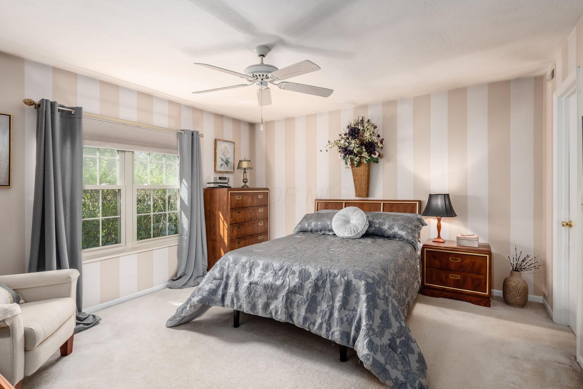 423 Hidden Ravines Drive Property Photo 13