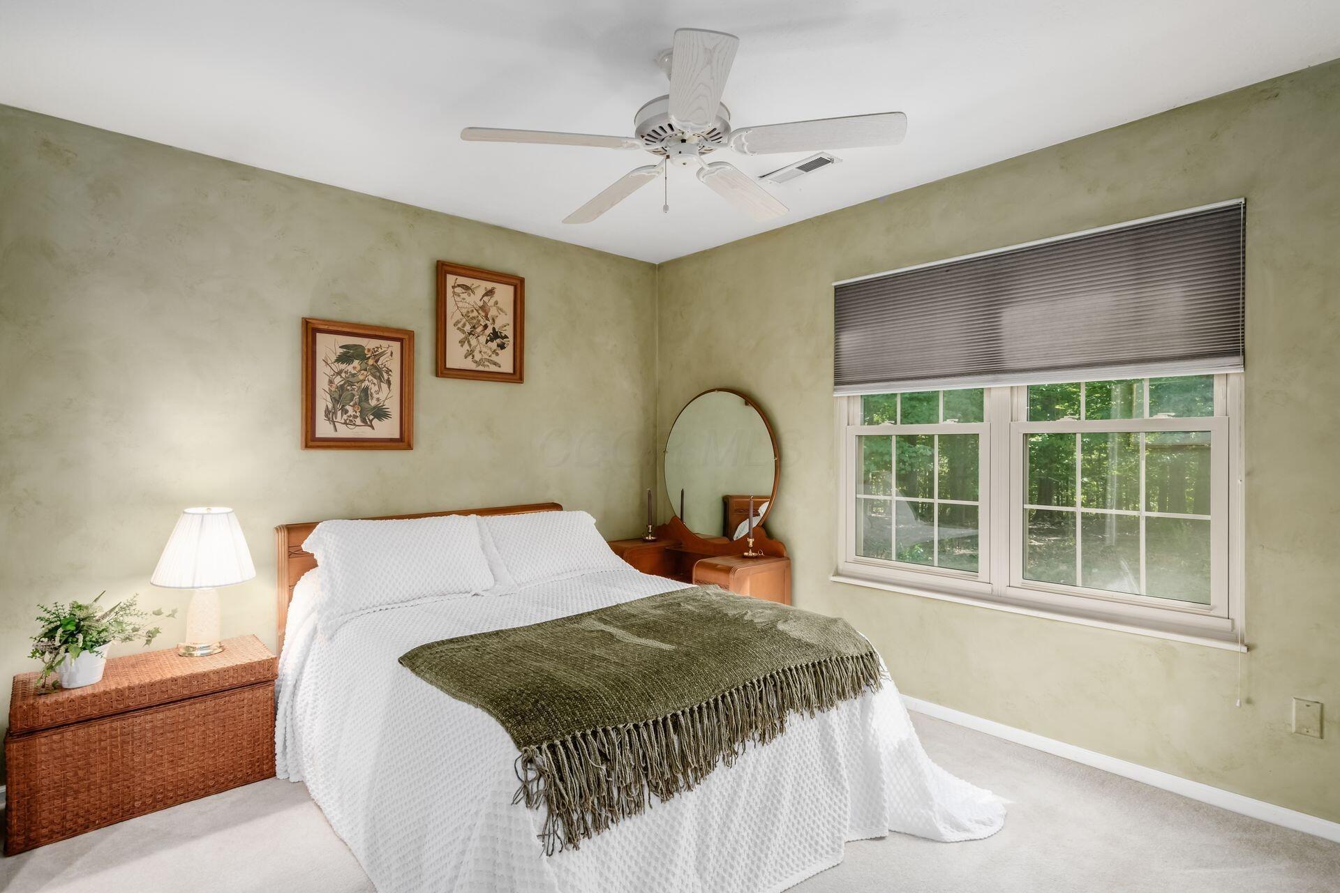 423 Hidden Ravines Drive Property Photo 17