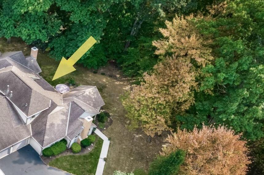 423 Hidden Ravines Drive Property Photo 32