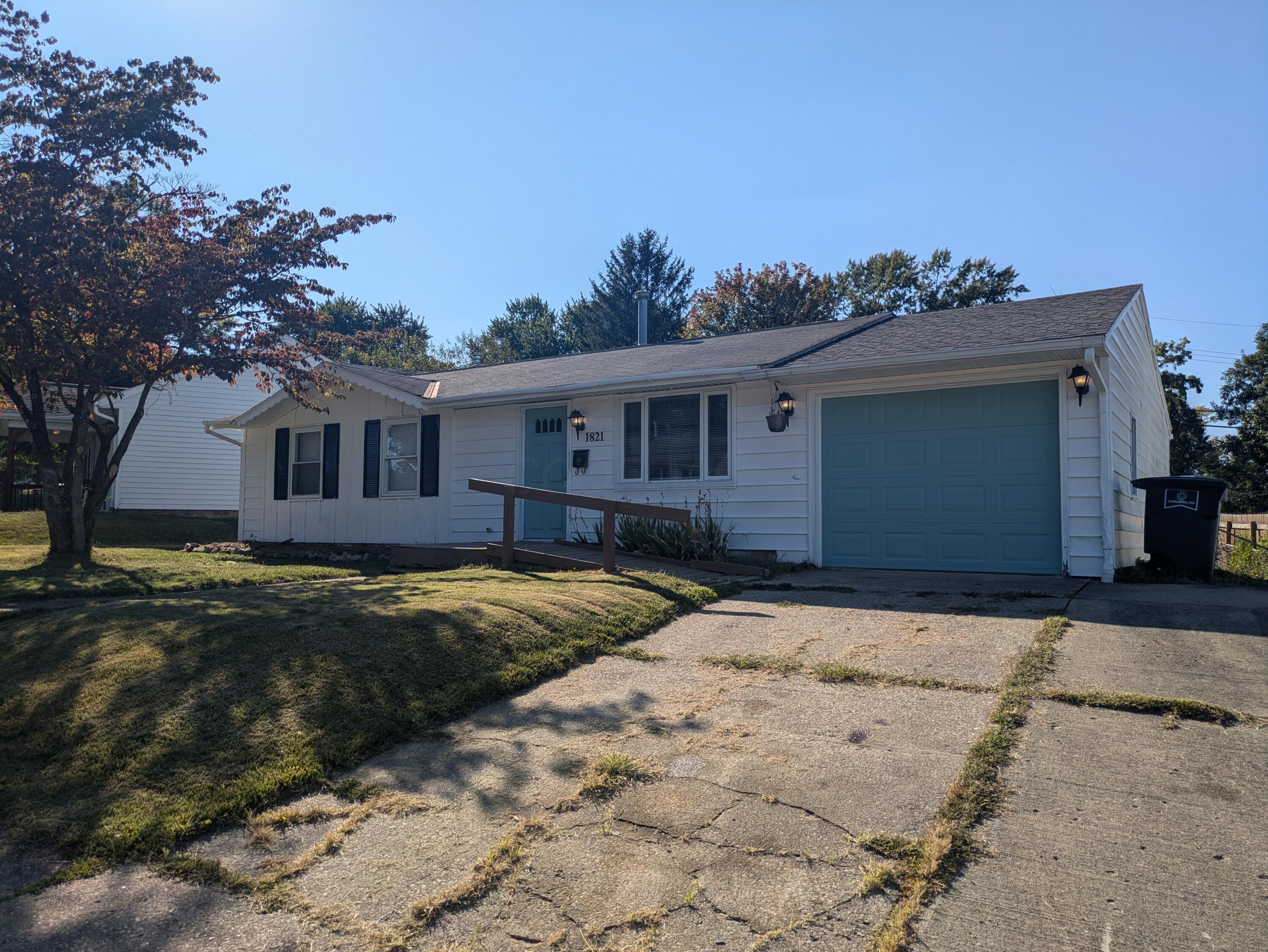 1821 Shoshone Drive Property Photo 1