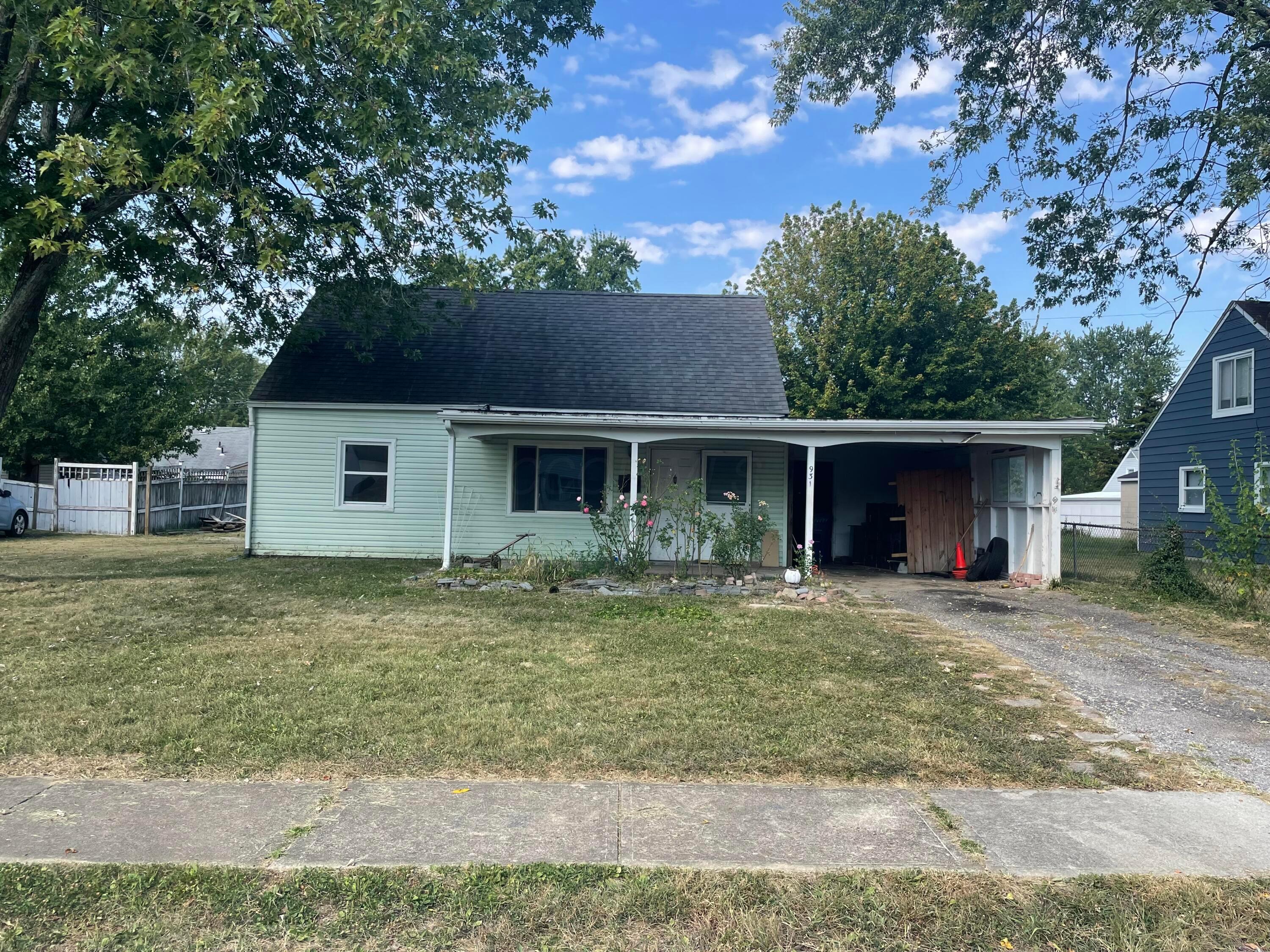 931 Antwerp Road Property Photo 1