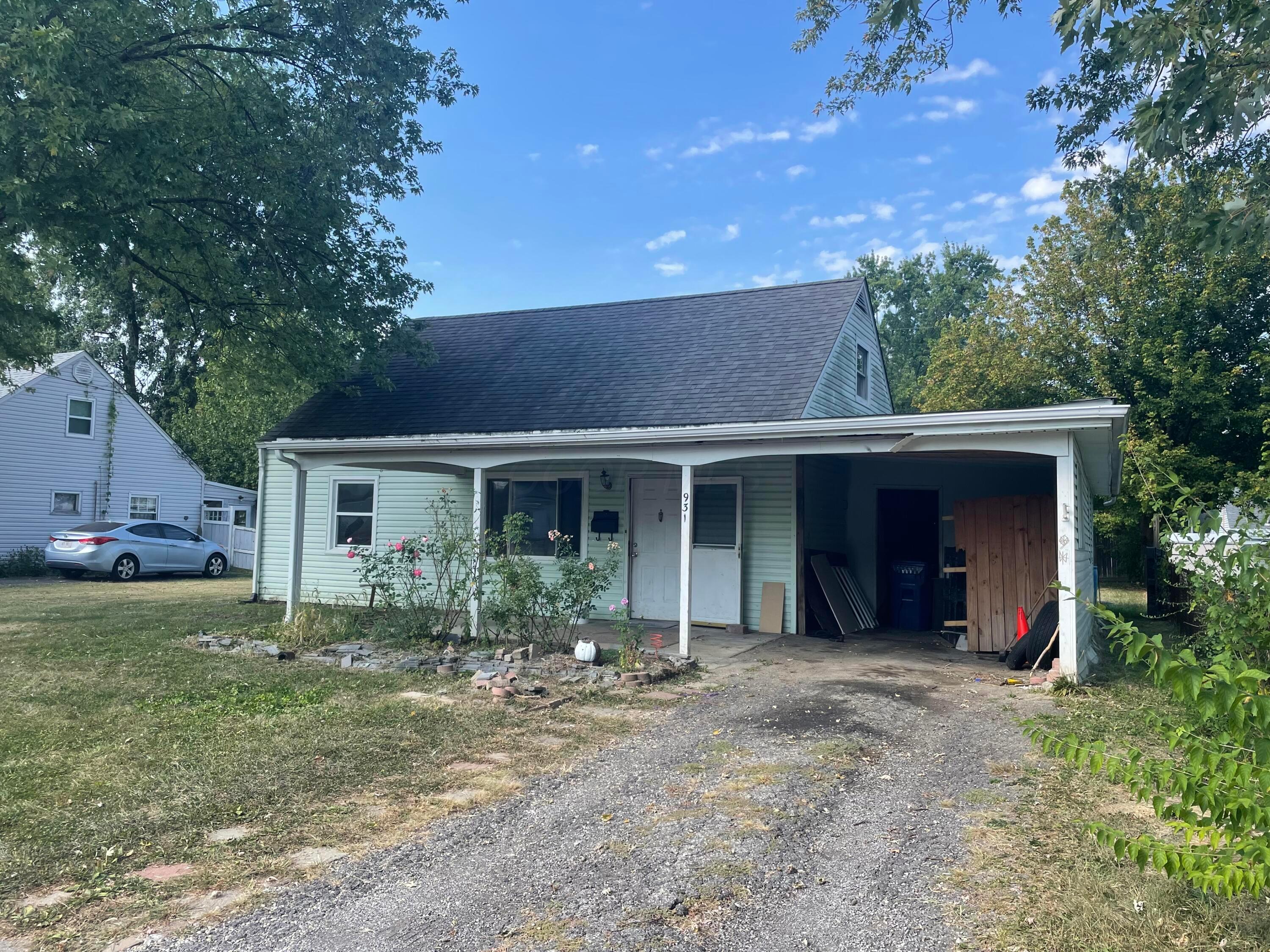 931 Antwerp Road Property Photo 2