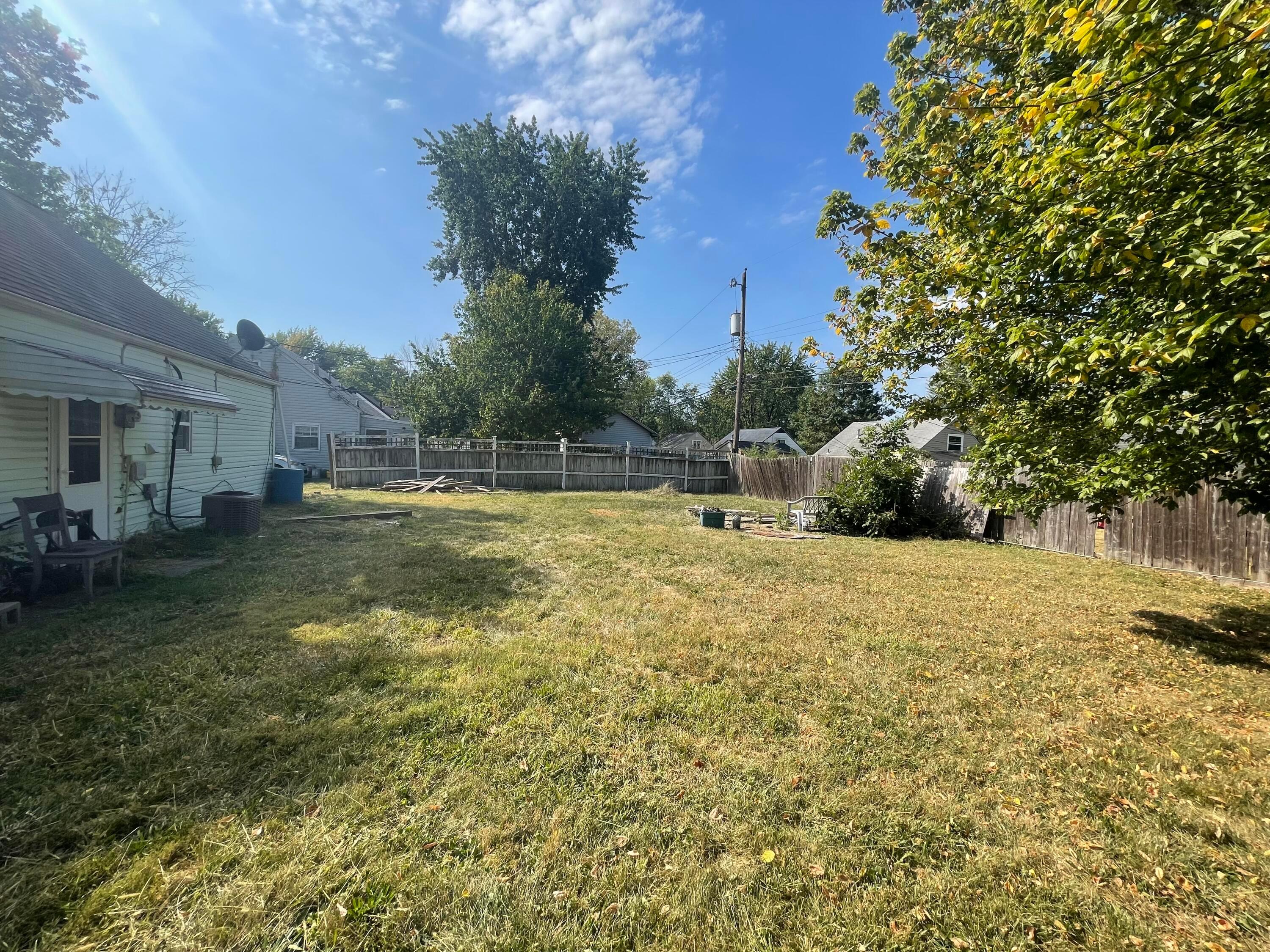 931 Antwerp Road Property Photo 5