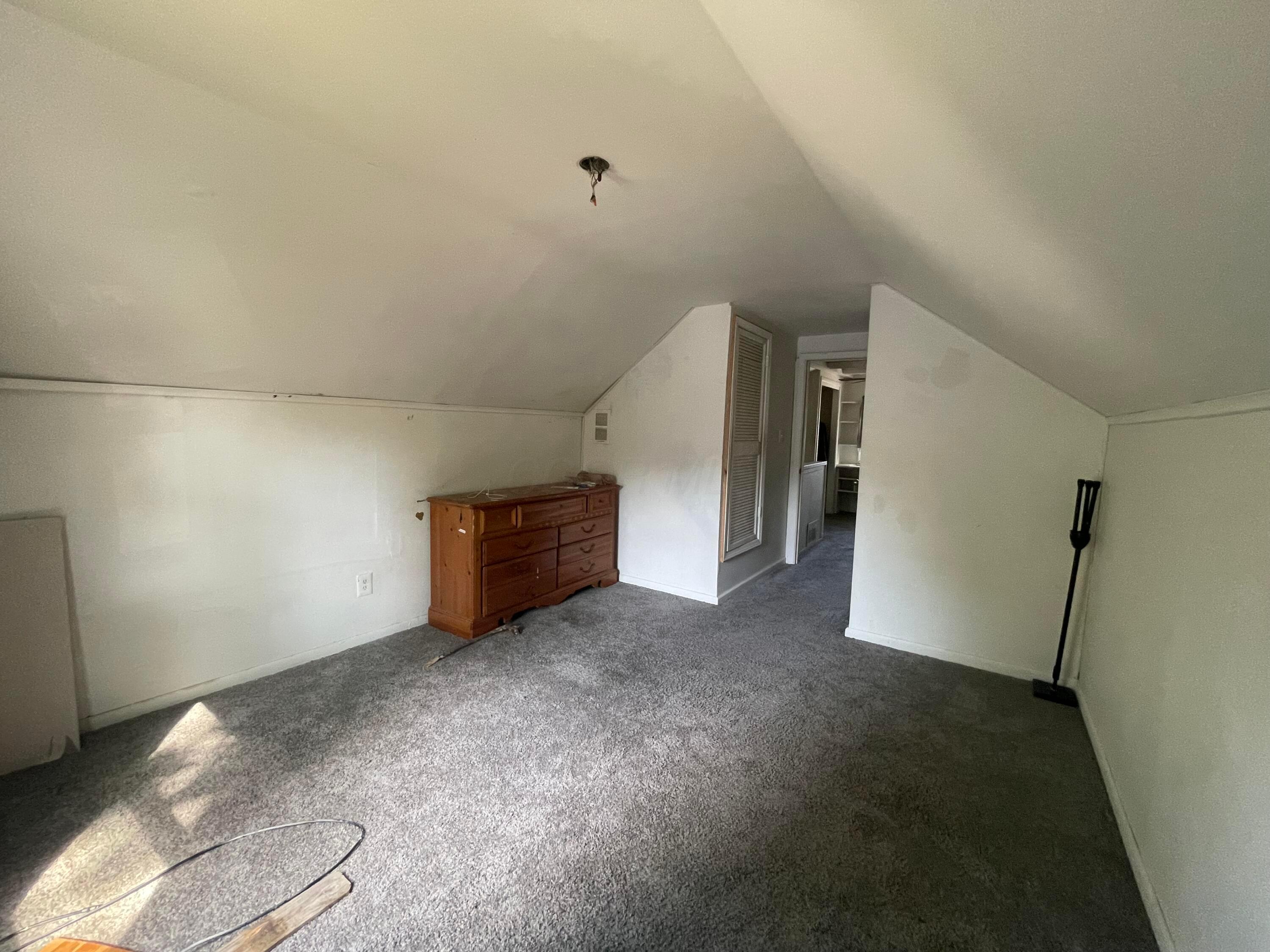 931 Antwerp Road Property Photo 14