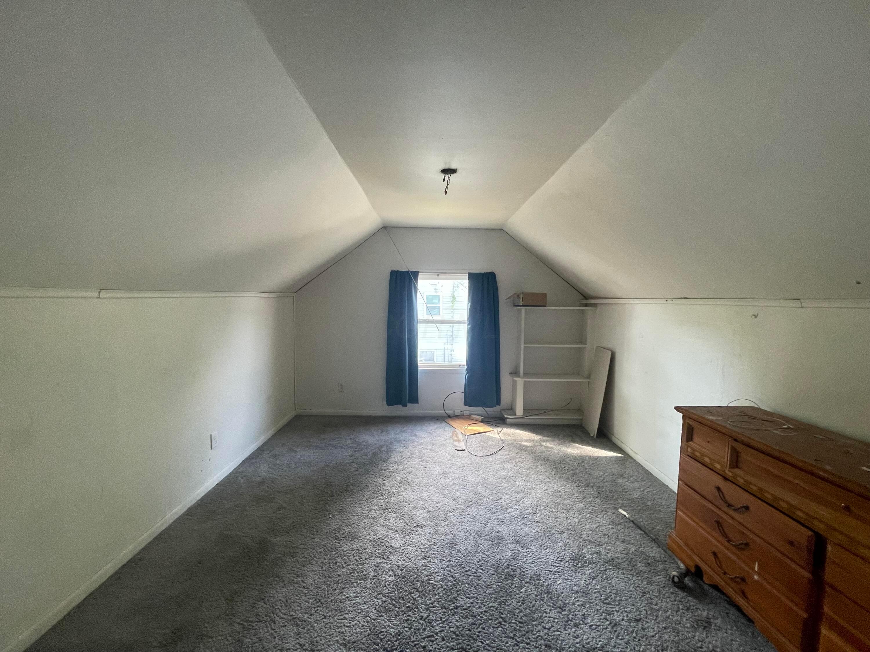 931 Antwerp Road Property Photo 15