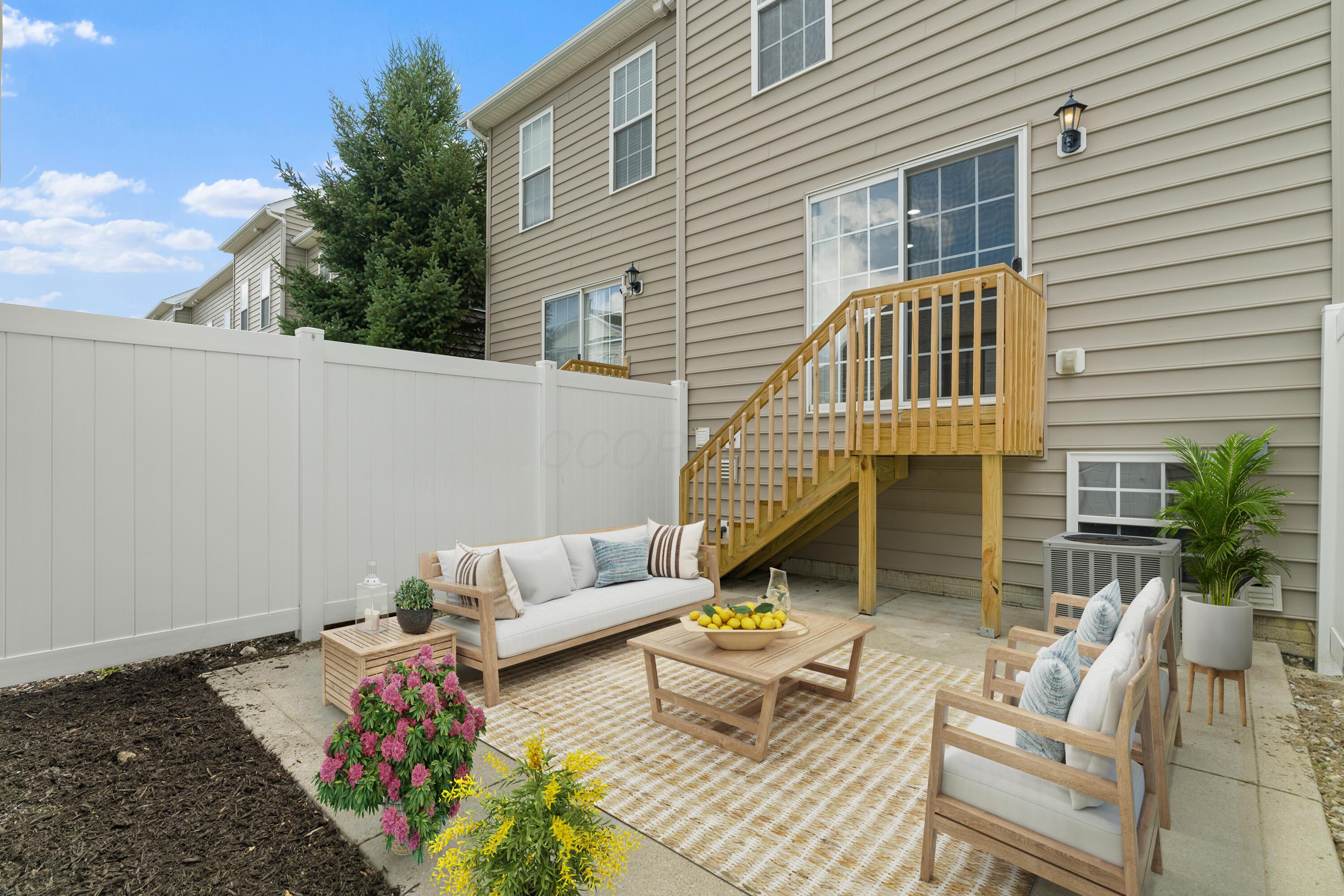 5280 Cross River Falls Boulevard, 33 Property Photo 13