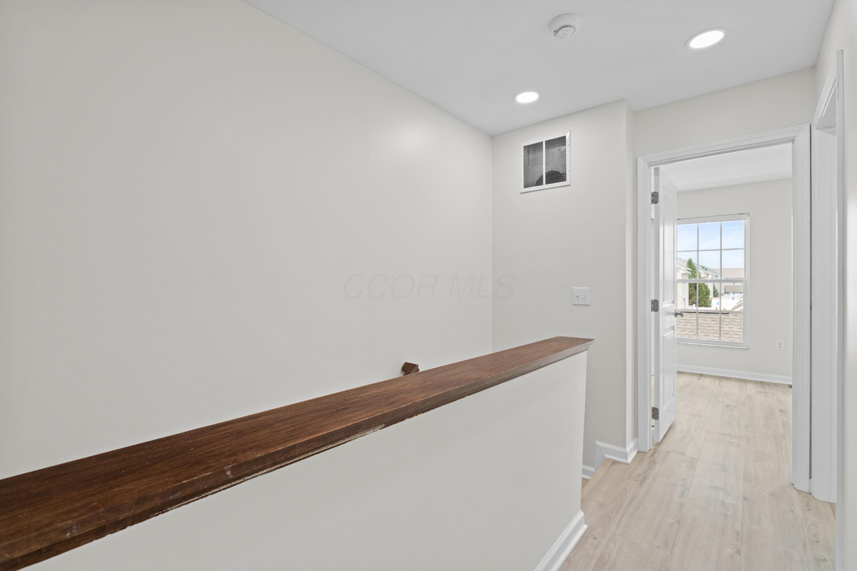 5280 Cross River Falls Boulevard, 33 Property Photo 15