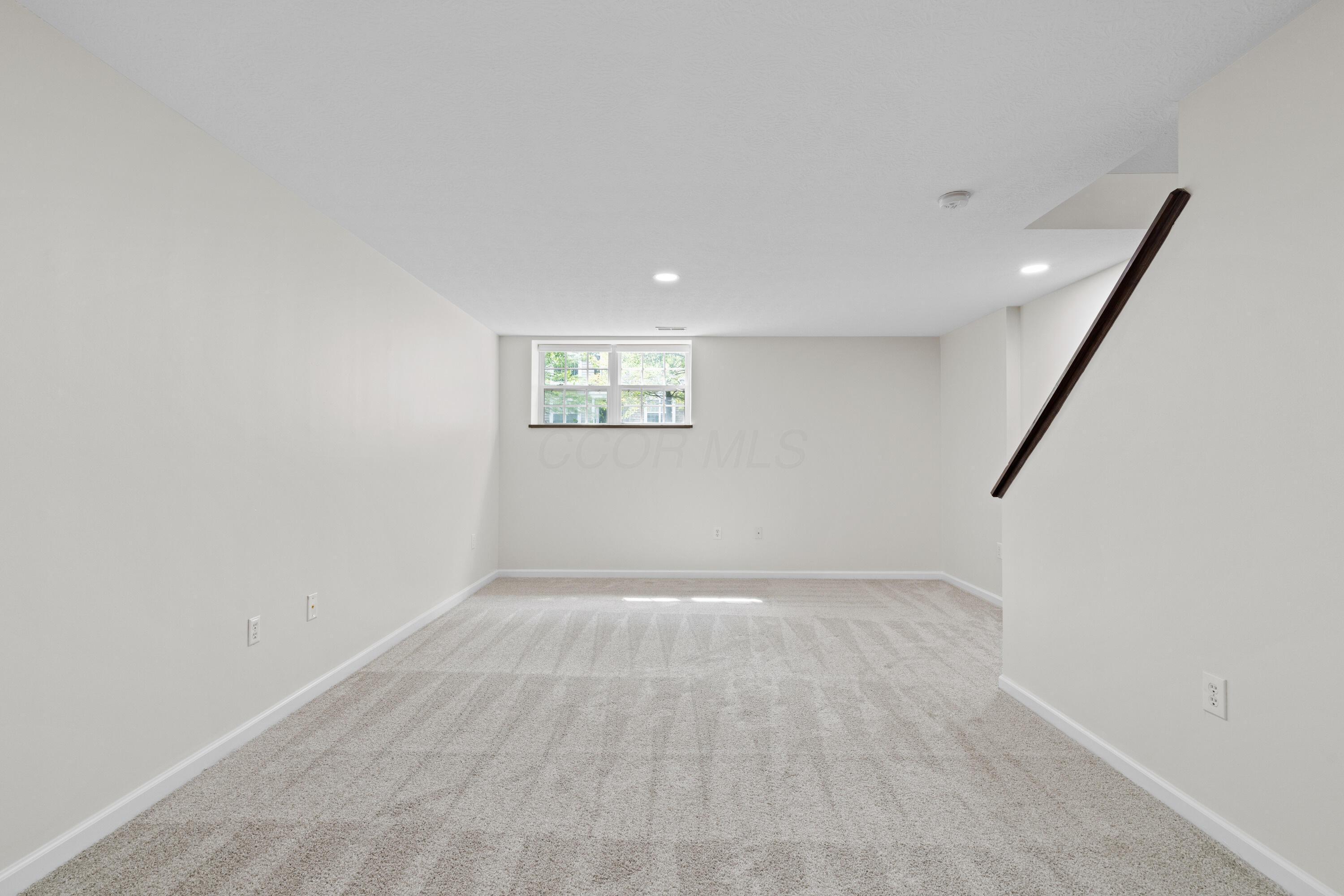 5280 Cross River Falls Boulevard, 33 Property Photo 25