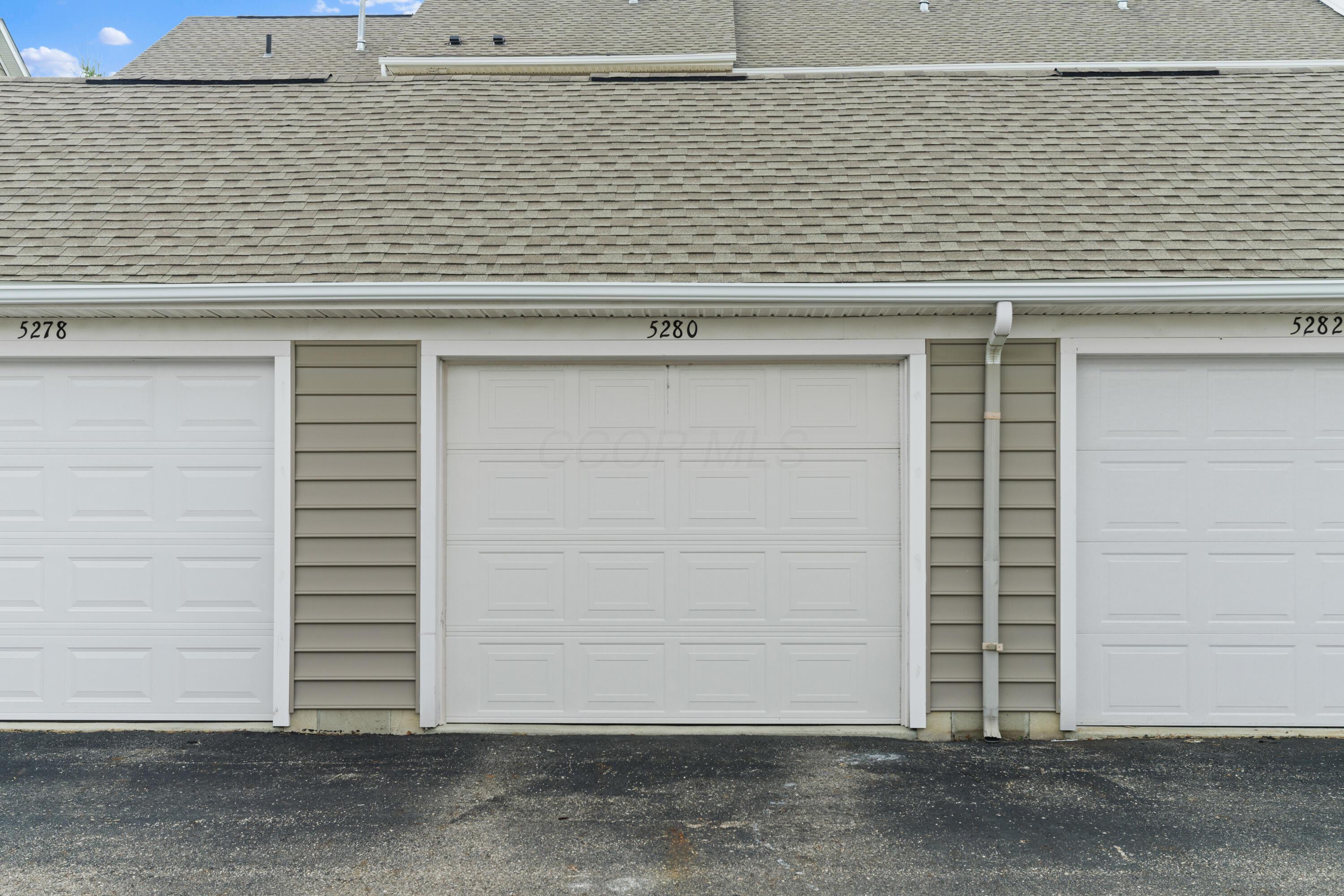 5280 Cross River Falls Boulevard, 33 Property Photo 28