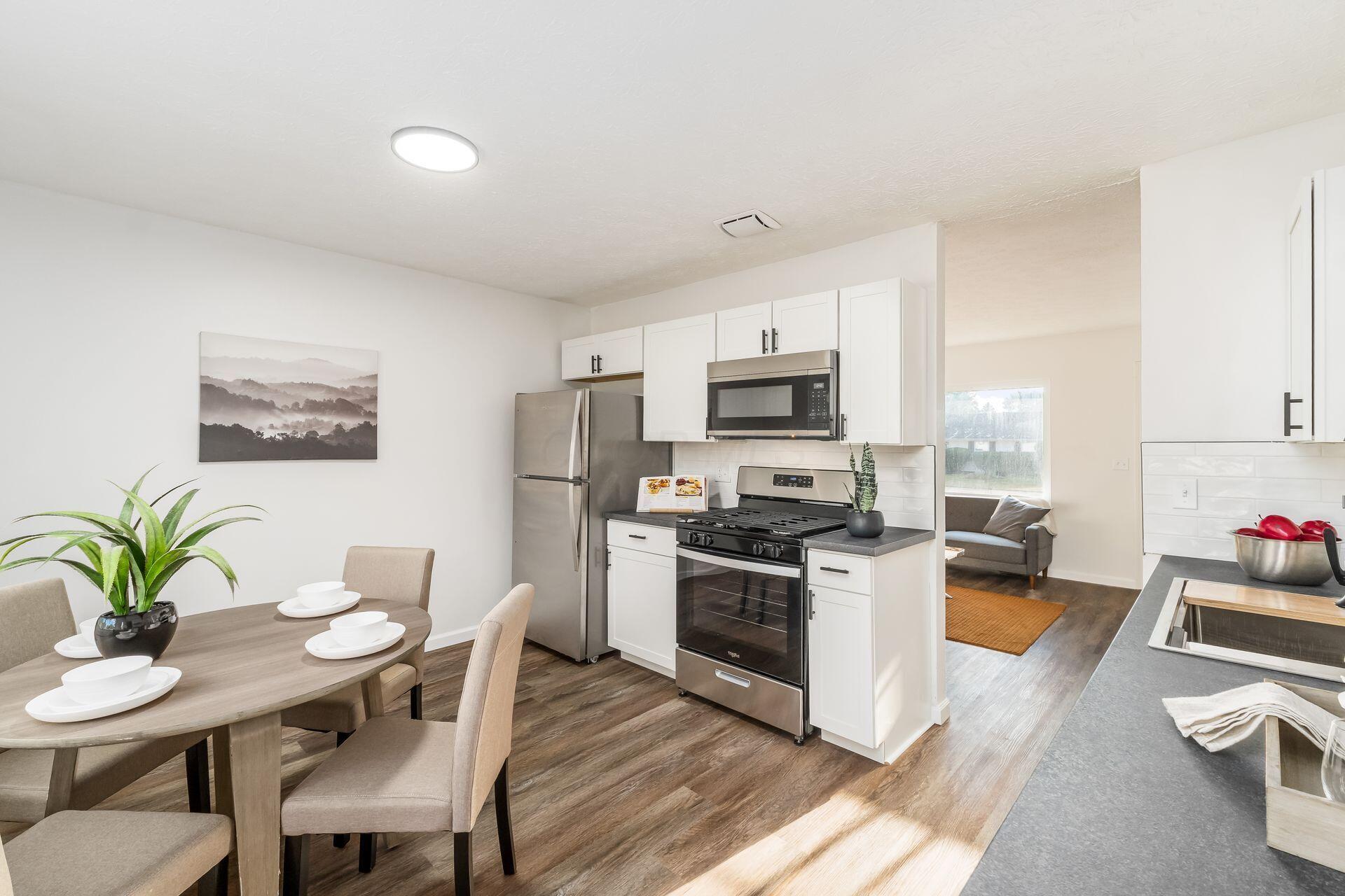 2731 Gatewood Road Property Photo 9