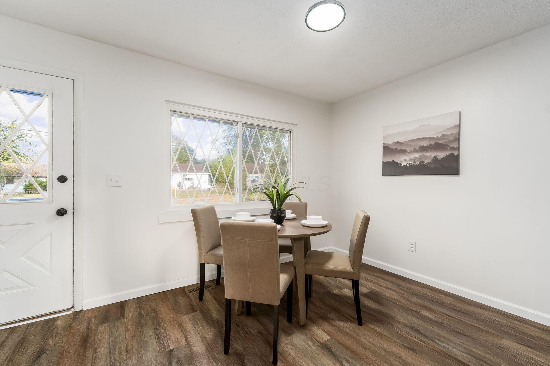 2731 Gatewood Road Property Photo 10