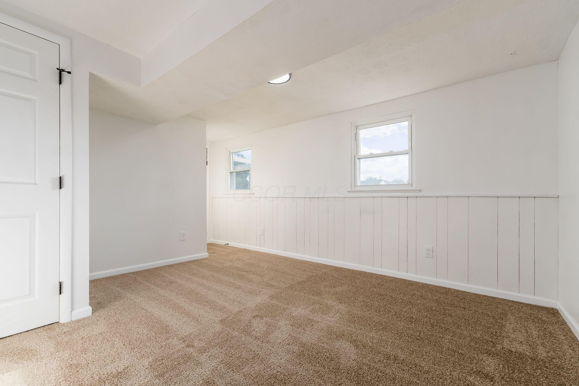 2731 Gatewood Road Property Photo 16