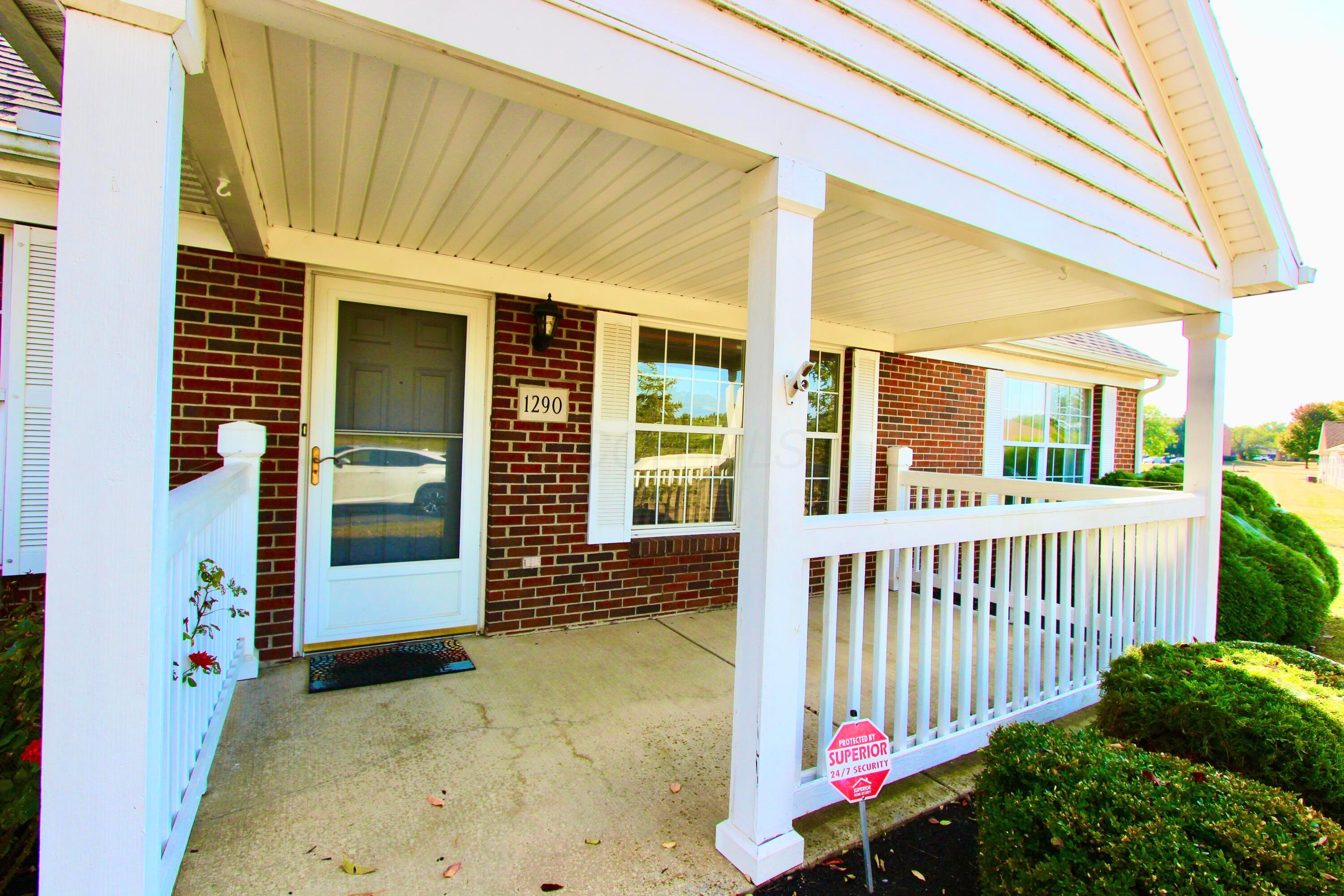 1290 Old Pond Drive Property Photo 3