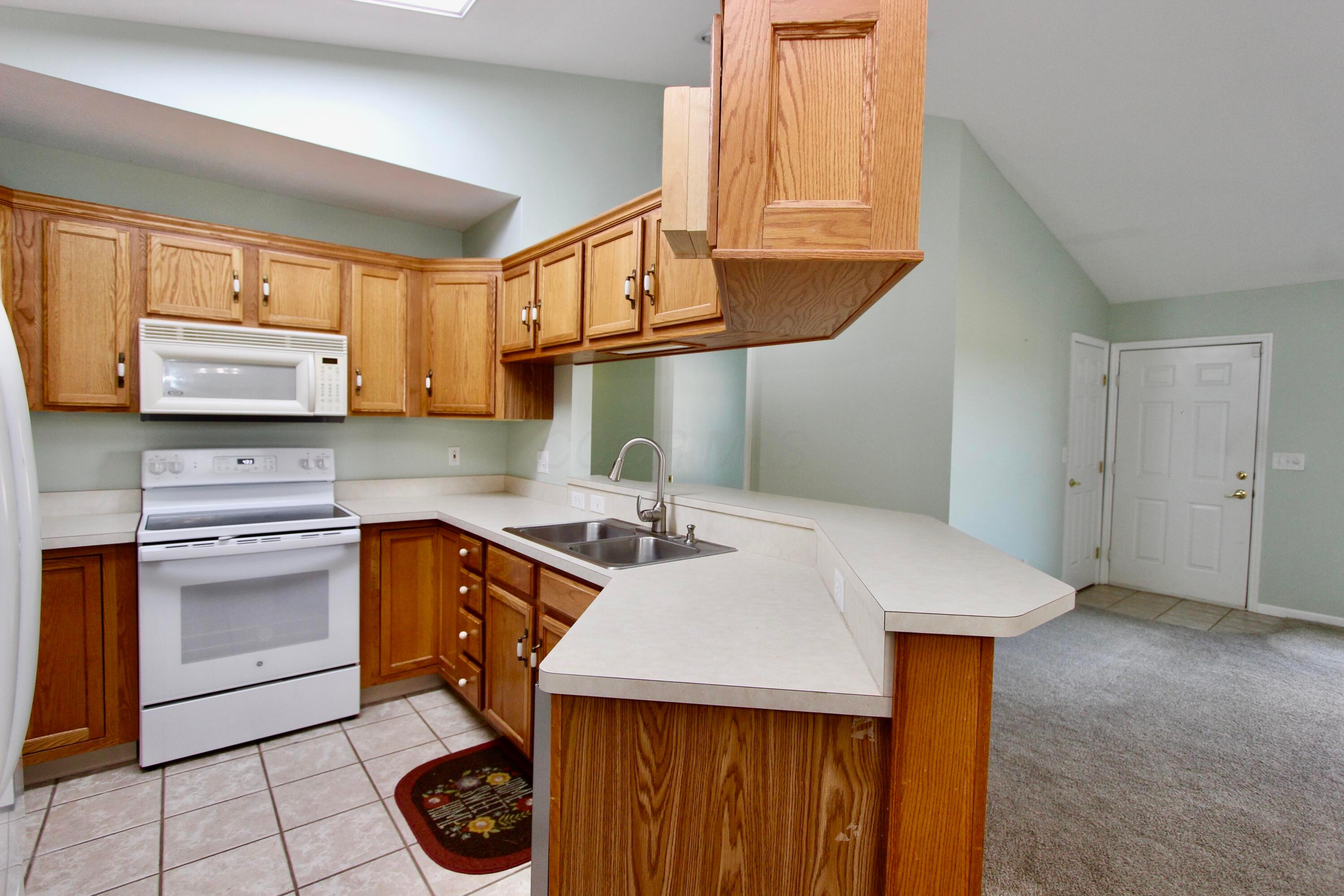 1290 Old Pond Drive Property Photo 9