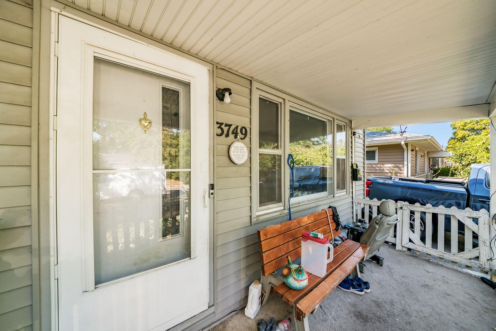 3749 Ganson Drive Property Photo 3