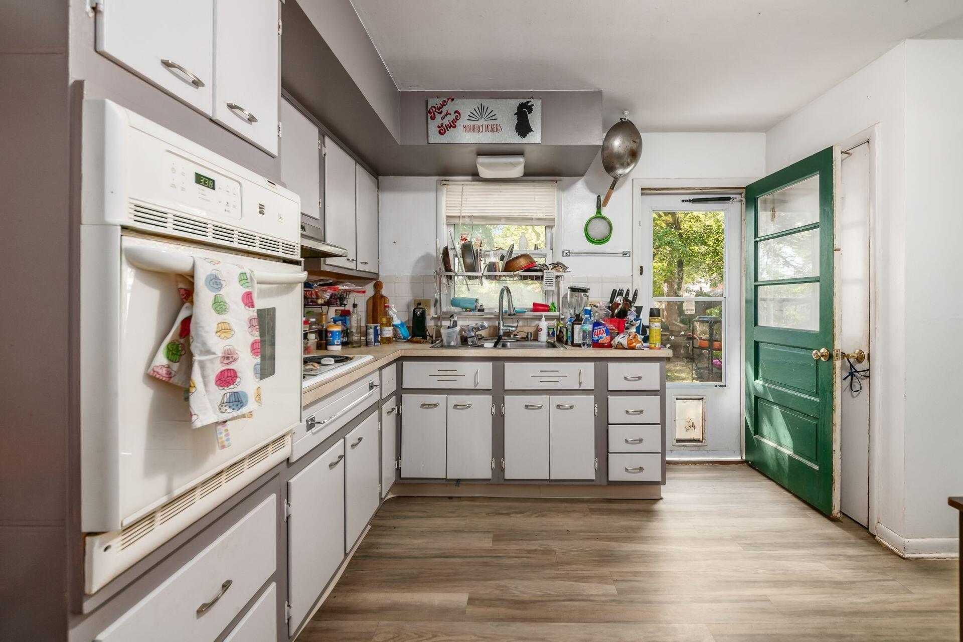 3749 Ganson Drive Property Photo 5