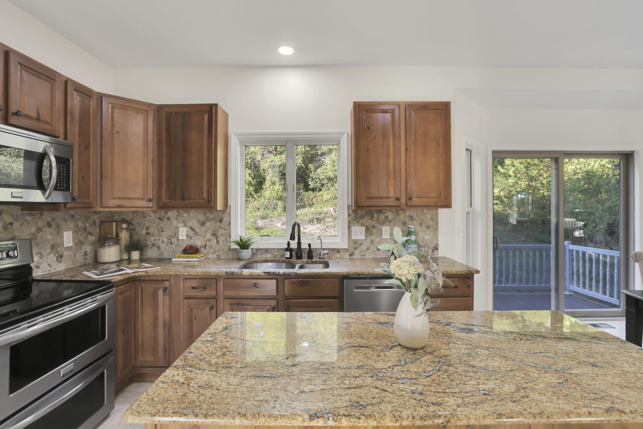 18522 Krafter Road Property Photo 27