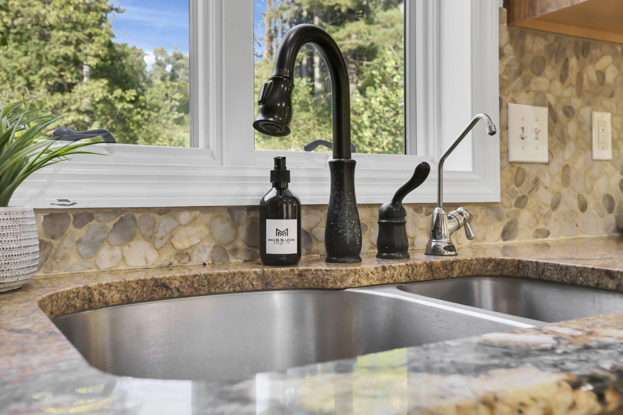 18522 Krafter Road Property Photo 28