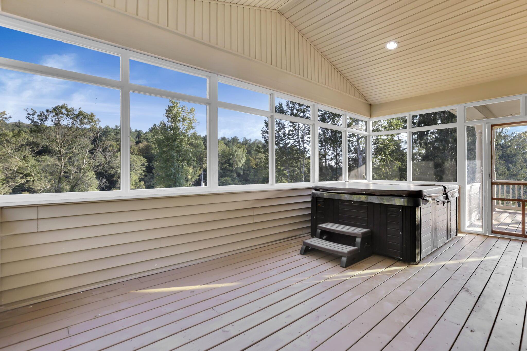 18522 Krafter Road Property Photo 32