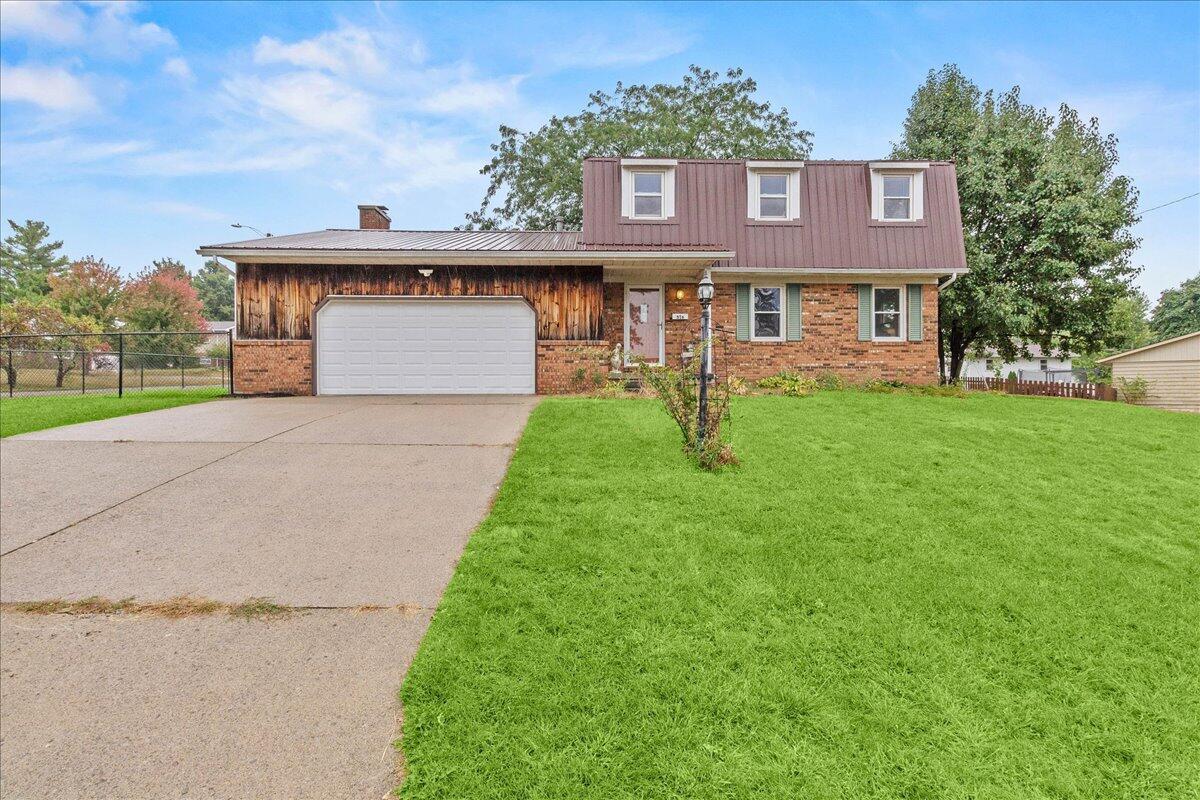 516 Hilltop Drive Property Photo 1