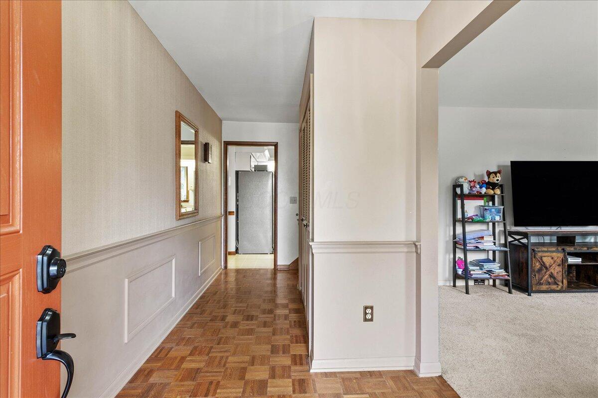 516 Hilltop Drive Property Photo 5