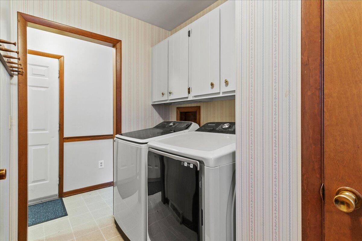 516 Hilltop Drive Property Photo 19