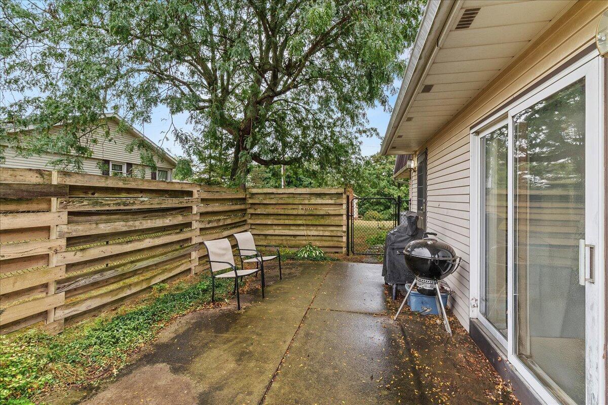 516 Hilltop Drive Property Photo 32