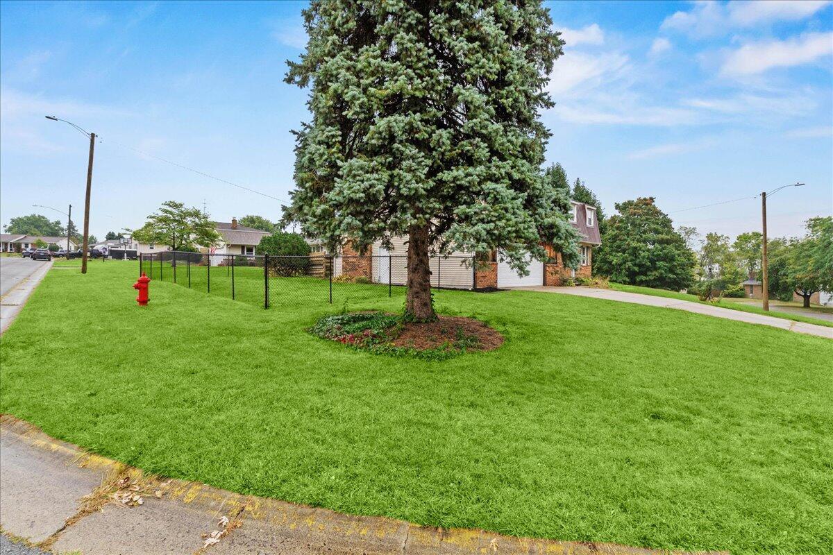 516 Hilltop Drive Property Photo 35