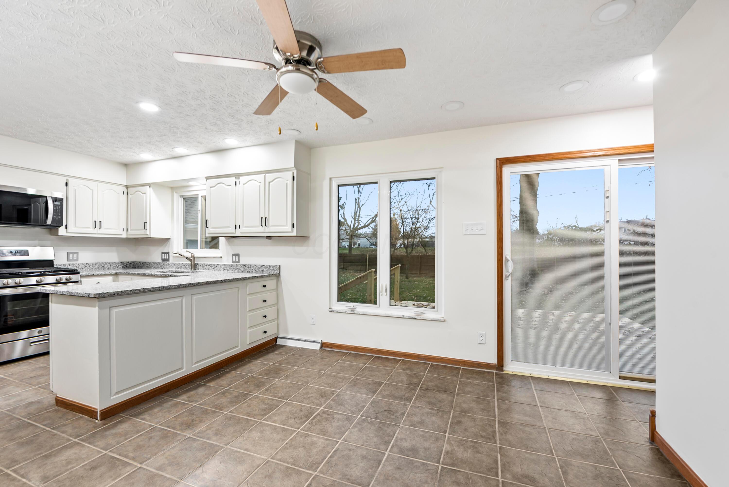 11608 Meadow Avenue Property Photo 6